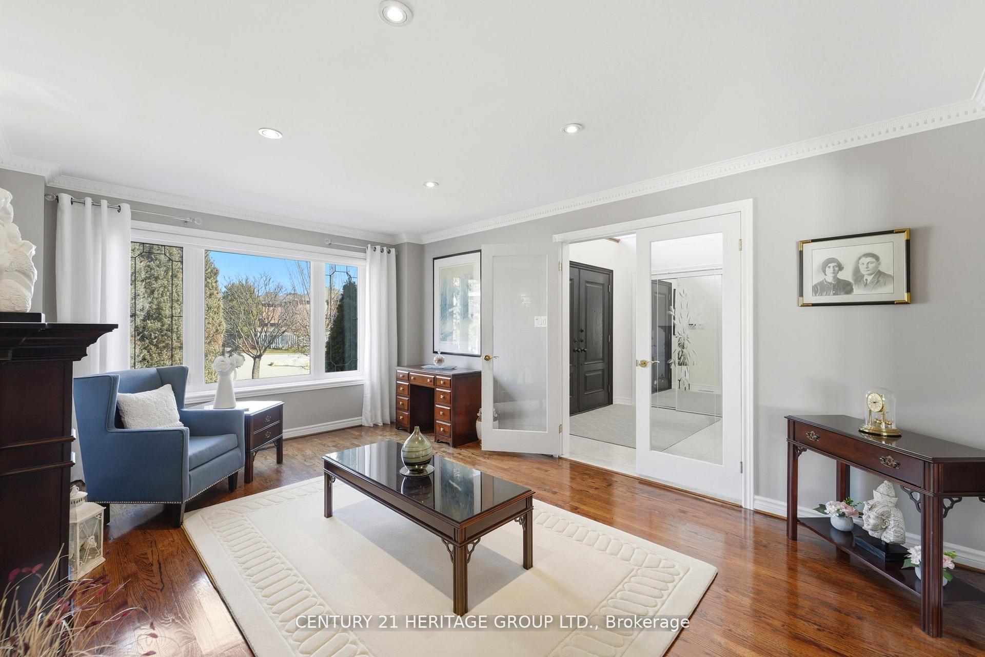 Photo 19 of 12 Lavinio Court, Vaughan, Maple — HOMEH