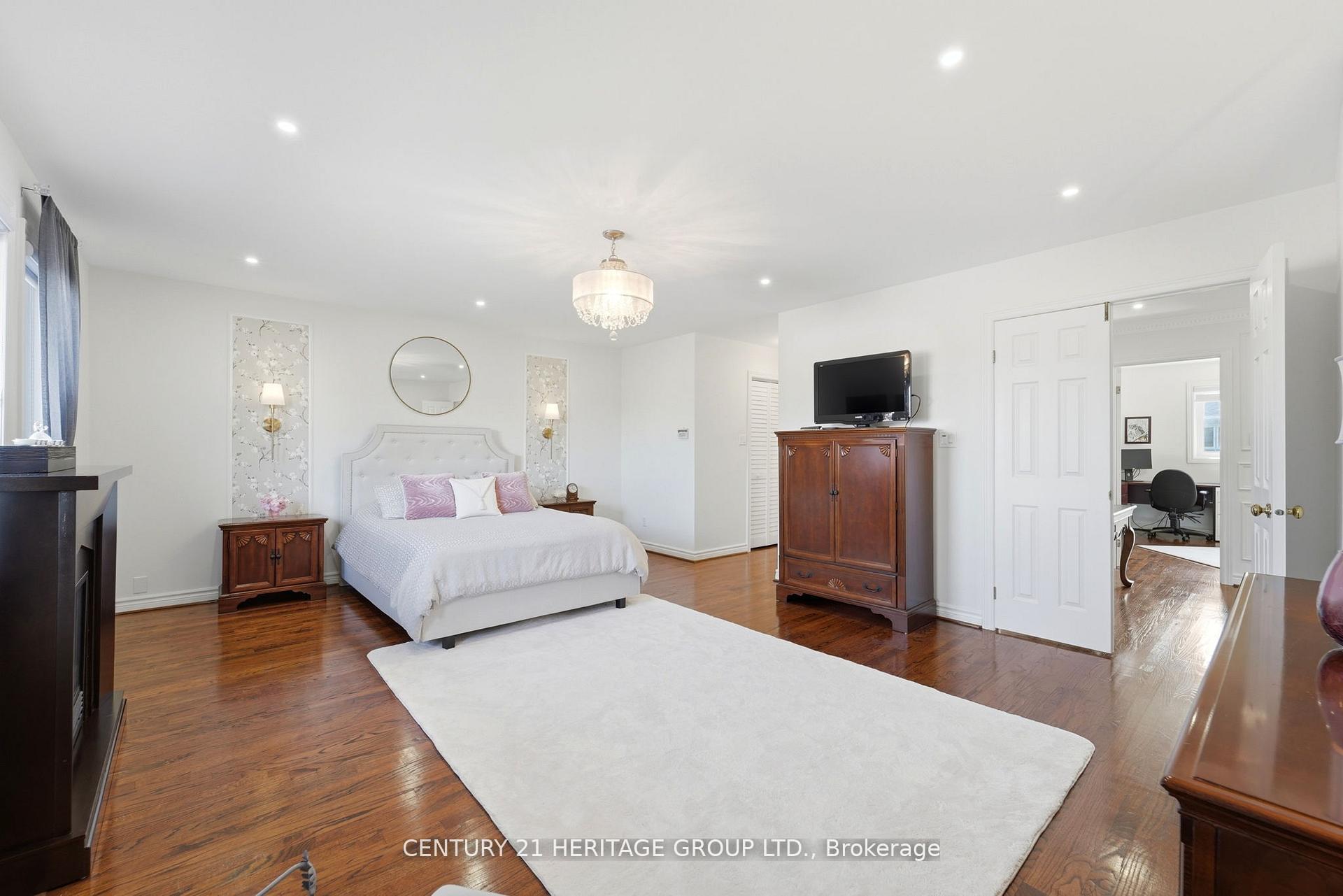 Photo 26 of 12 Lavinio Court, Vaughan, Maple — HOMEH