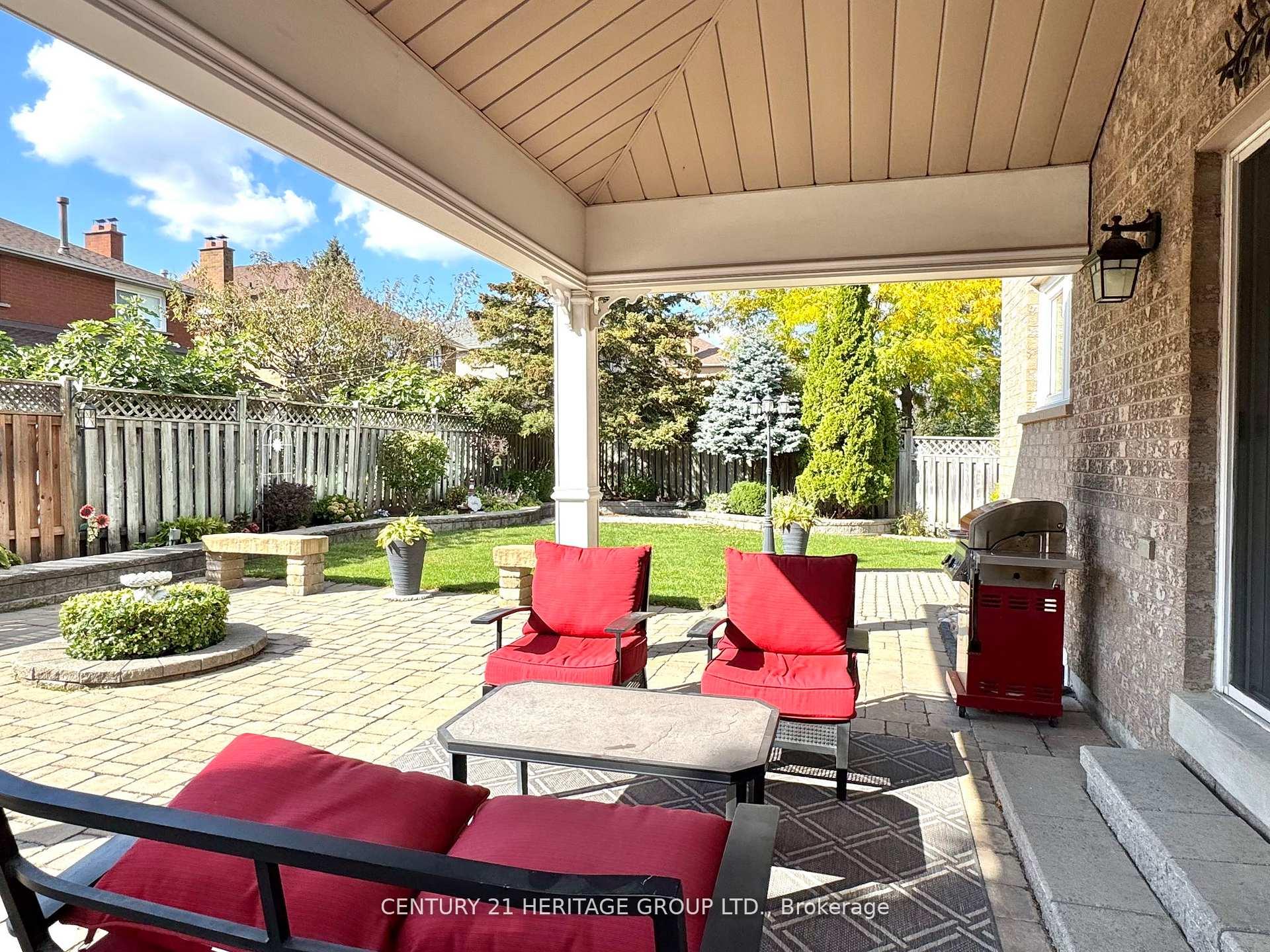 Photo 44 of 12 Lavinio Court, Vaughan, Maple — HOMEH
