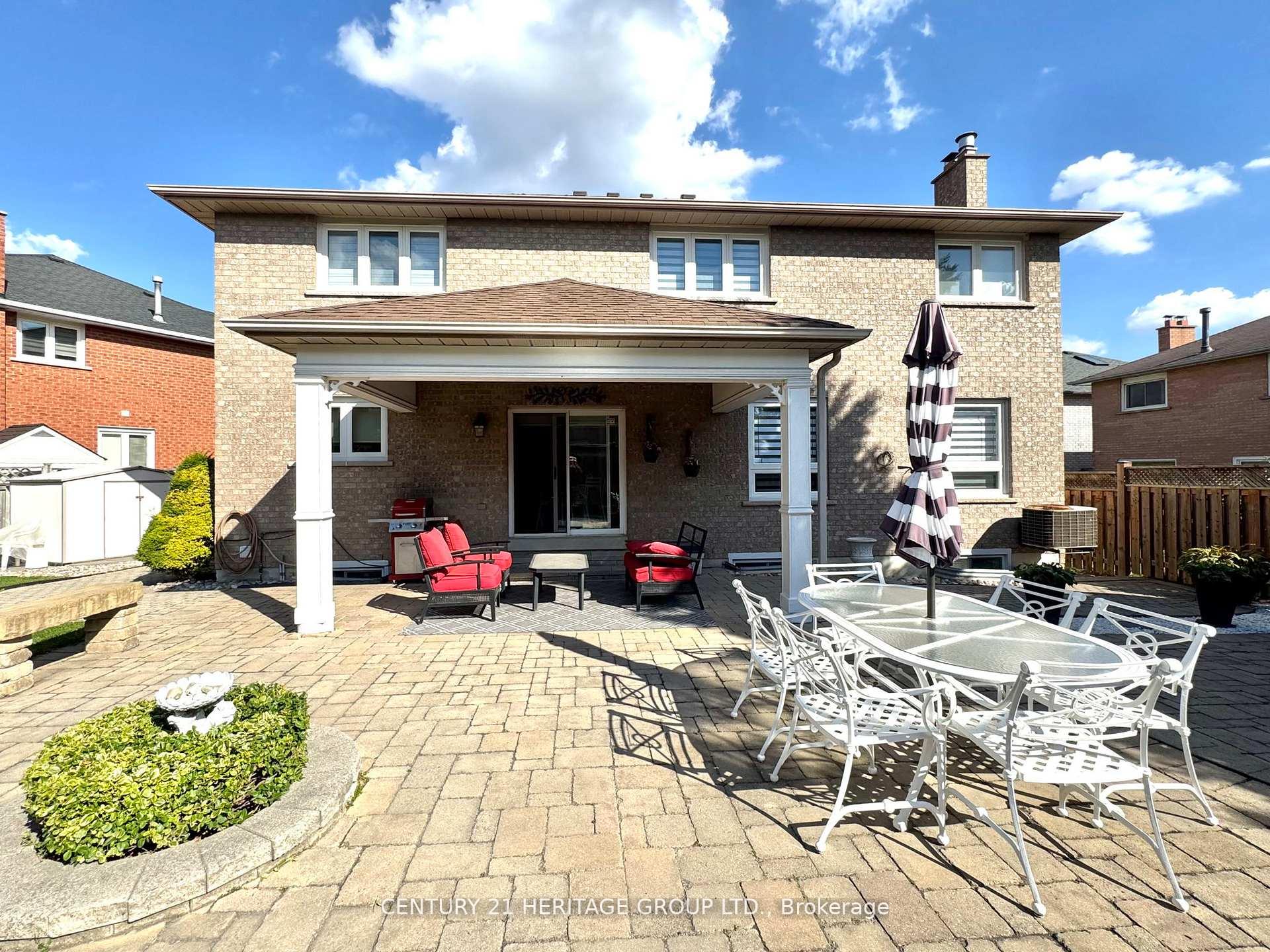 Photo 48 of 12 Lavinio Court, Vaughan, Maple — HOMEH