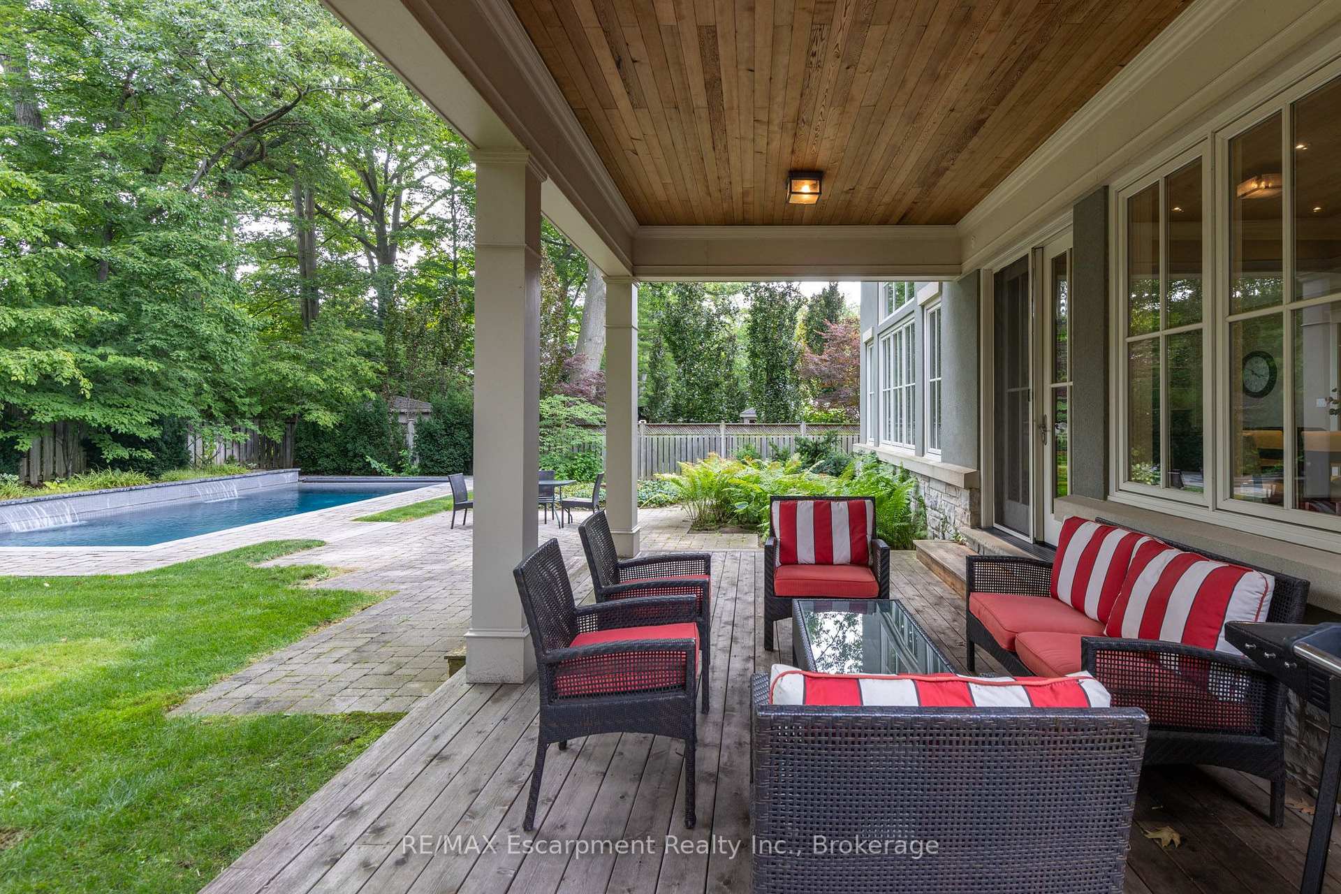 Photo 11 of 411 Wedgewood Drive, Oakville, Morrison — HOMEH
