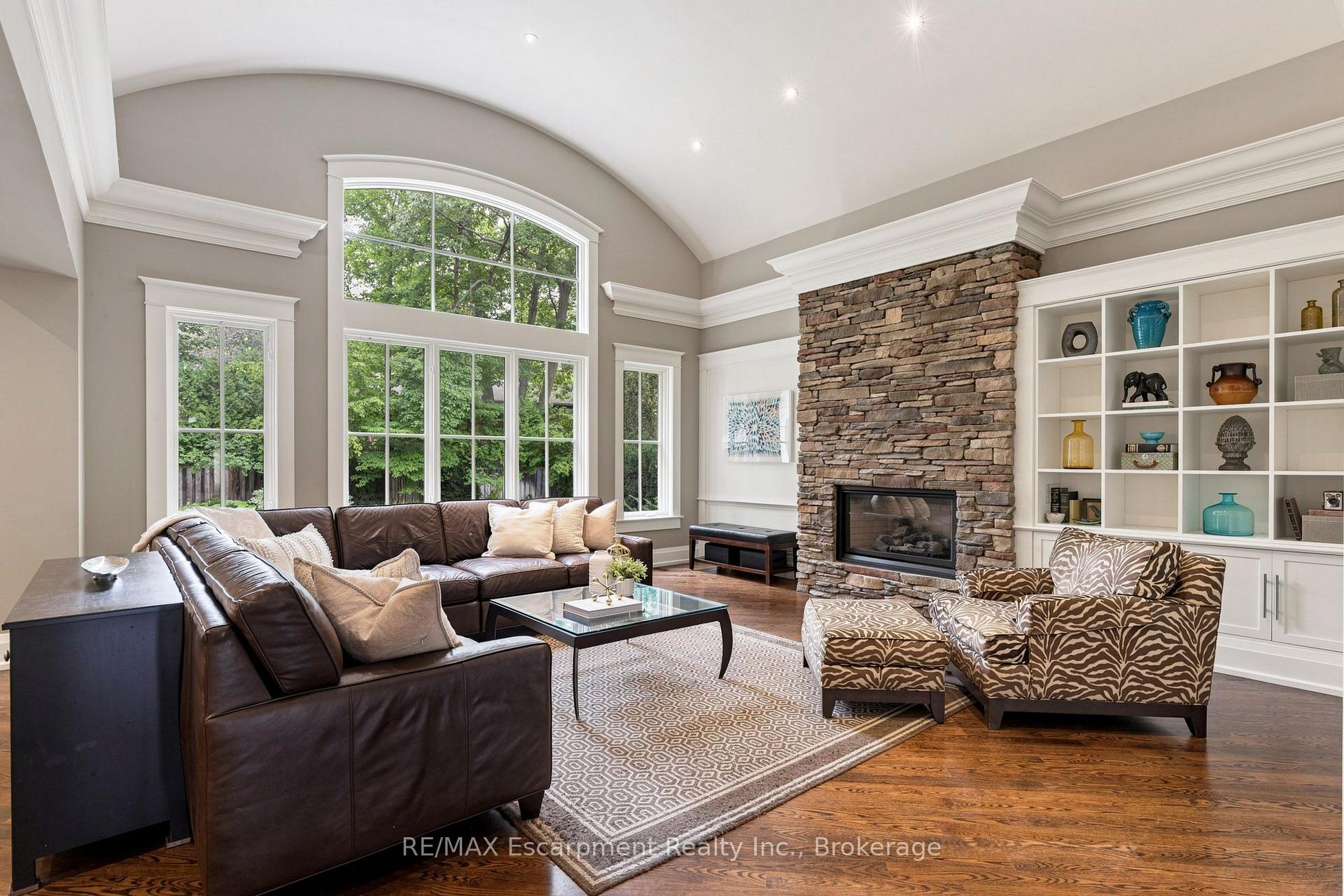 Photo 16 of 411 Wedgewood Drive, Oakville, Morrison — HOMEH