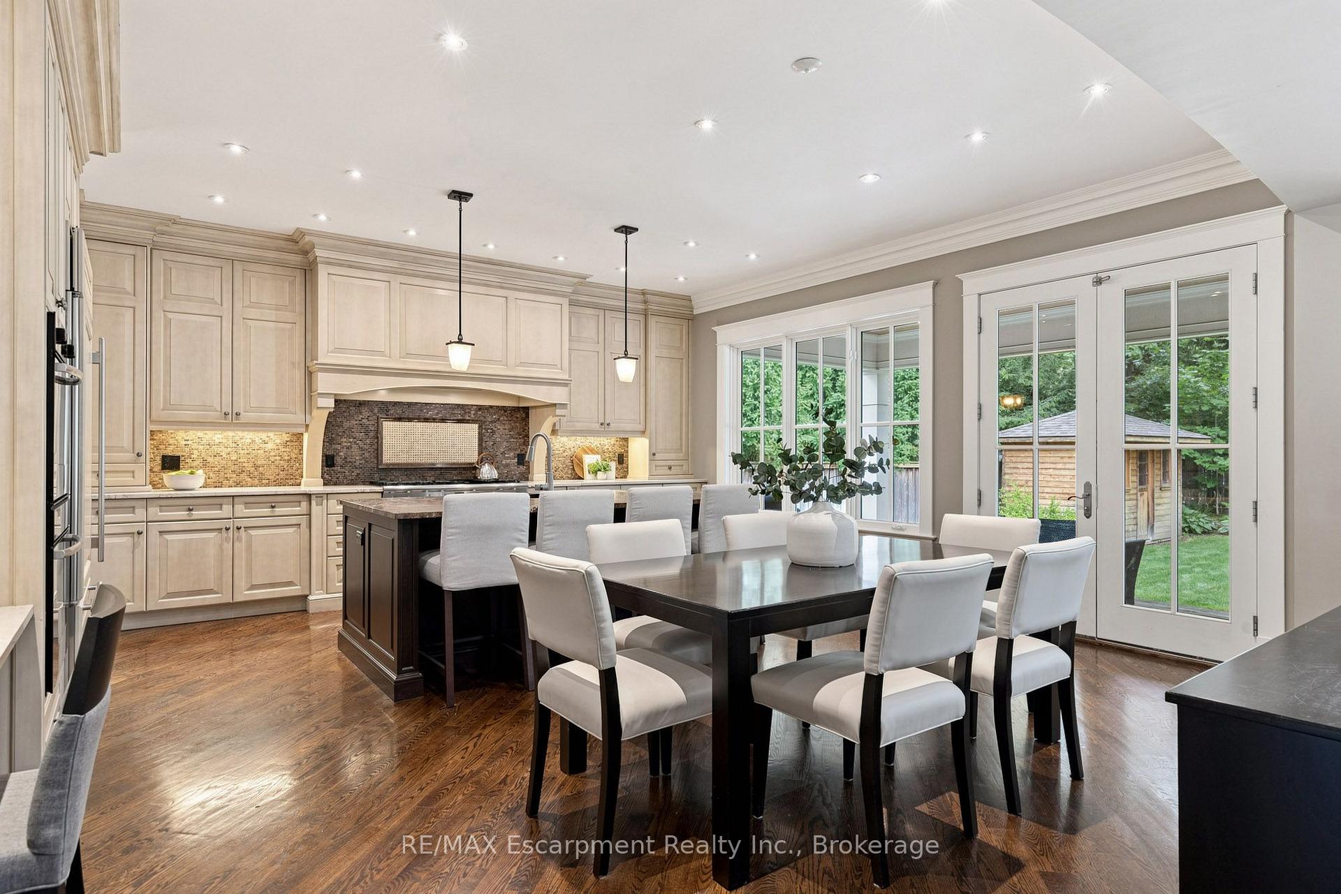 Photo 19 of 411 Wedgewood Drive, Oakville, Morrison — HOMEH