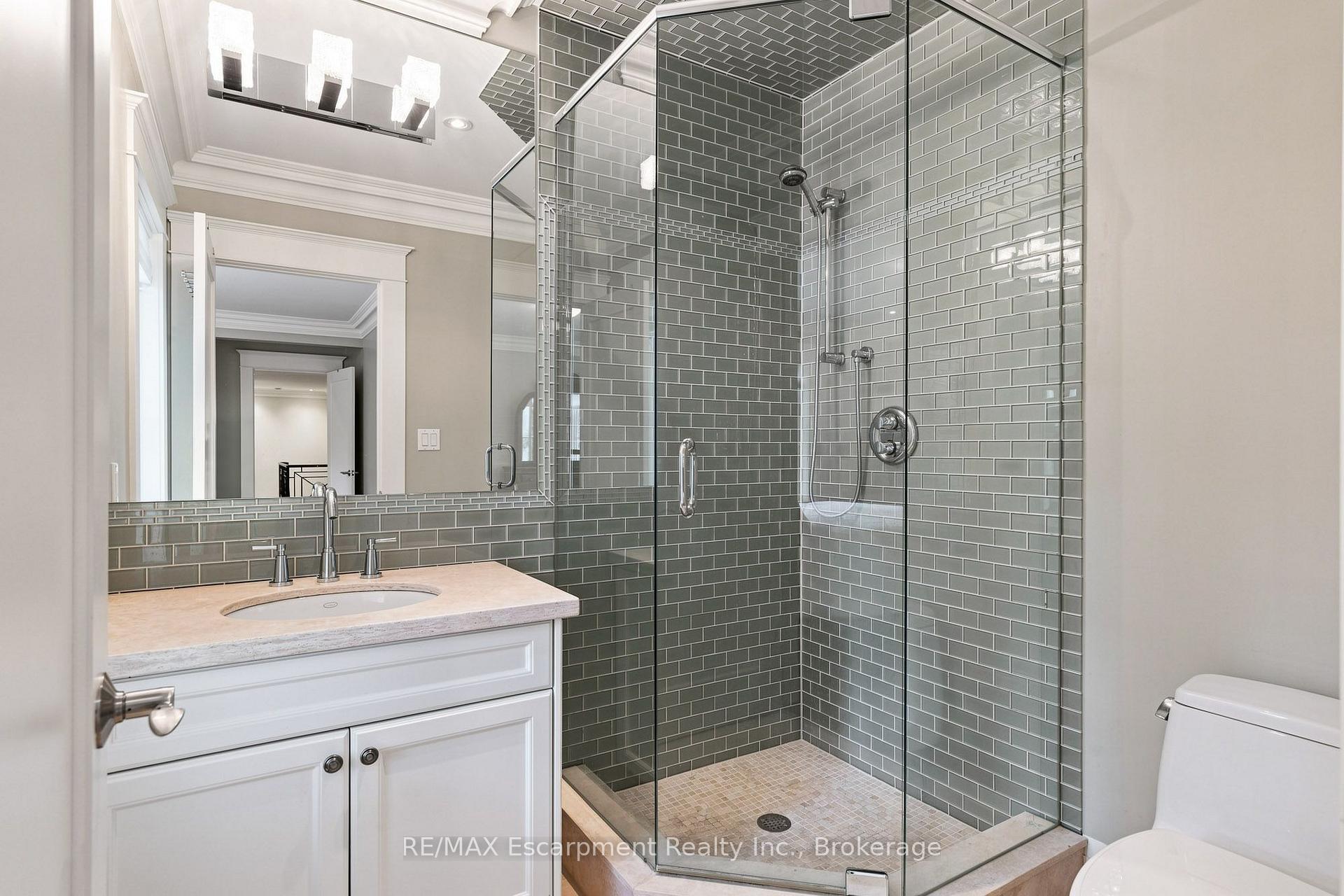 Photo 41 of 411 Wedgewood Drive, Oakville, Morrison — HOMEH