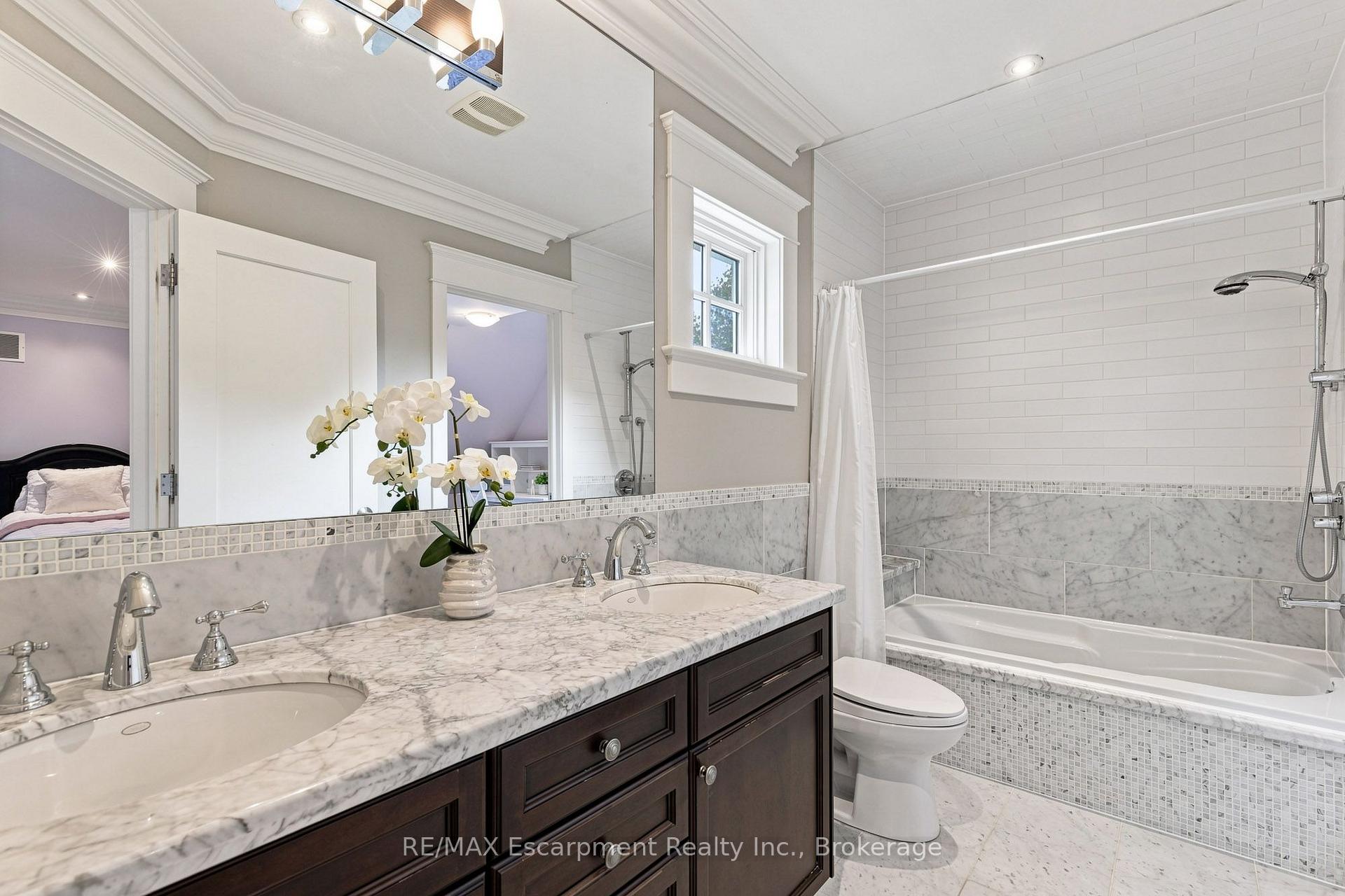 Photo 44 of 411 Wedgewood Drive, Oakville, Morrison — HOMEH