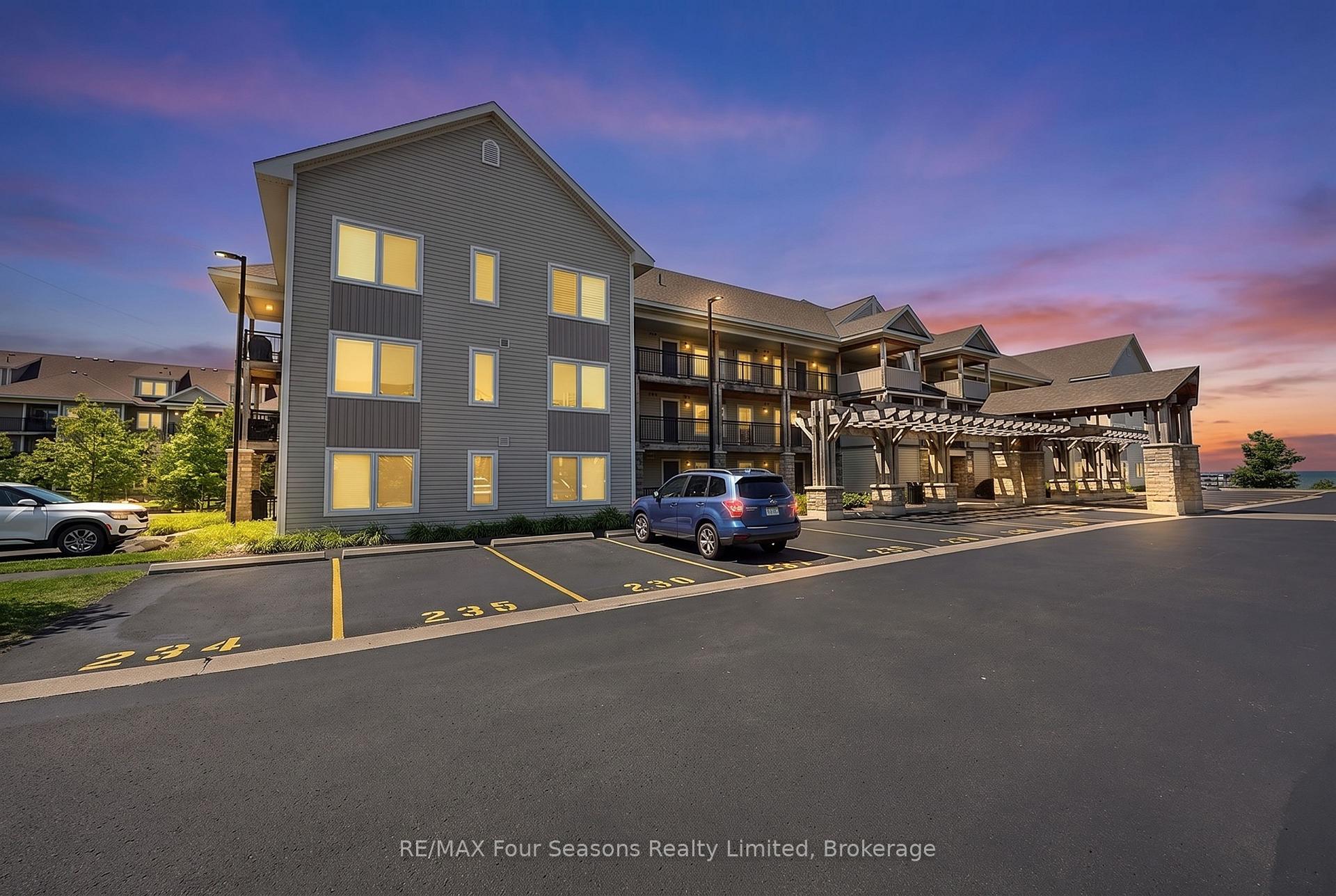 Front of Unit 302, 4 Cove Court