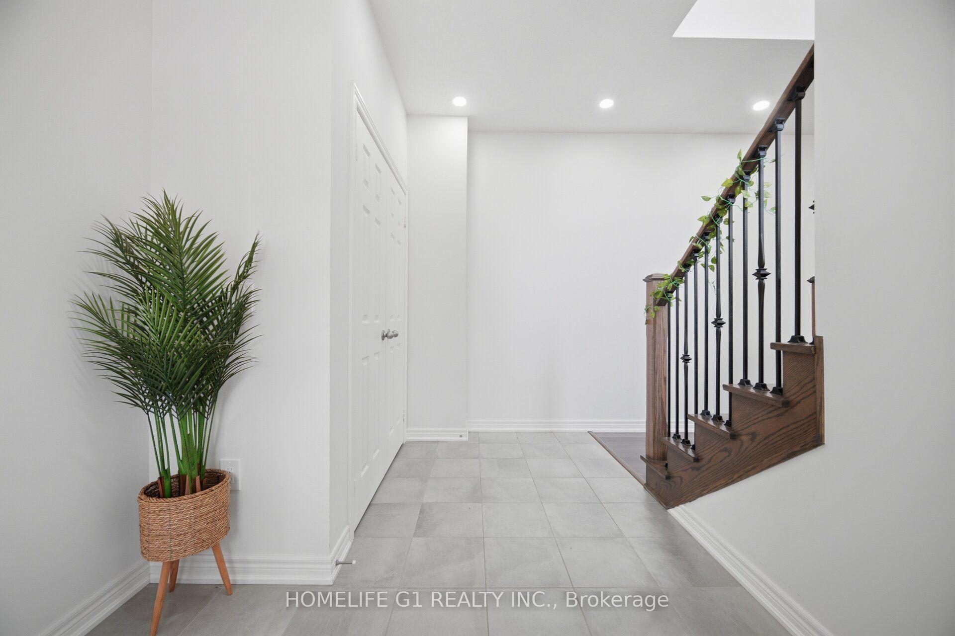 Photo 5 of 129 Holbrook Court, Milton, Ford — HOMEH