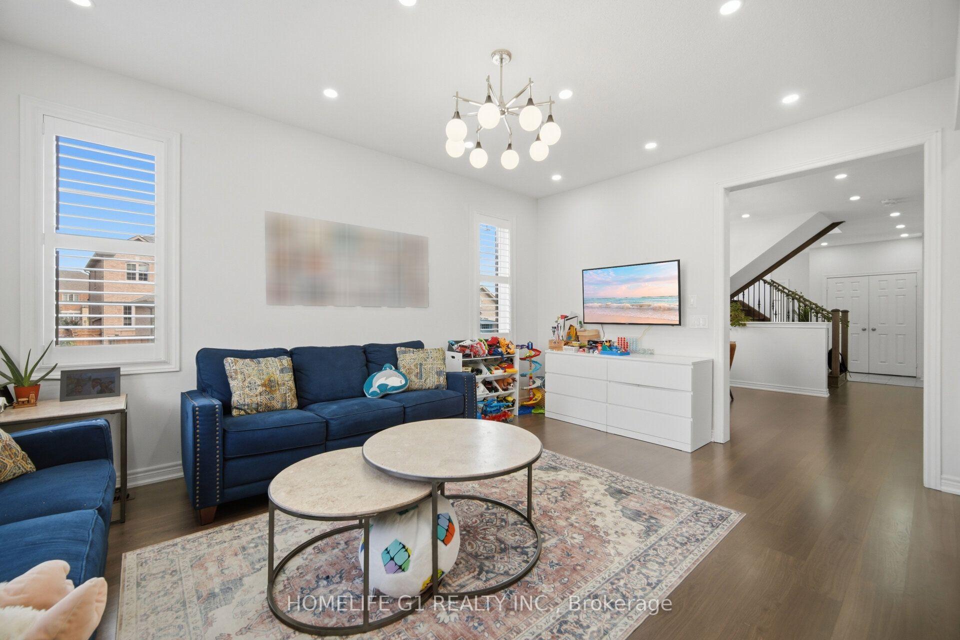 Photo 9 of 129 Holbrook Court, Milton, Ford — HOMEH