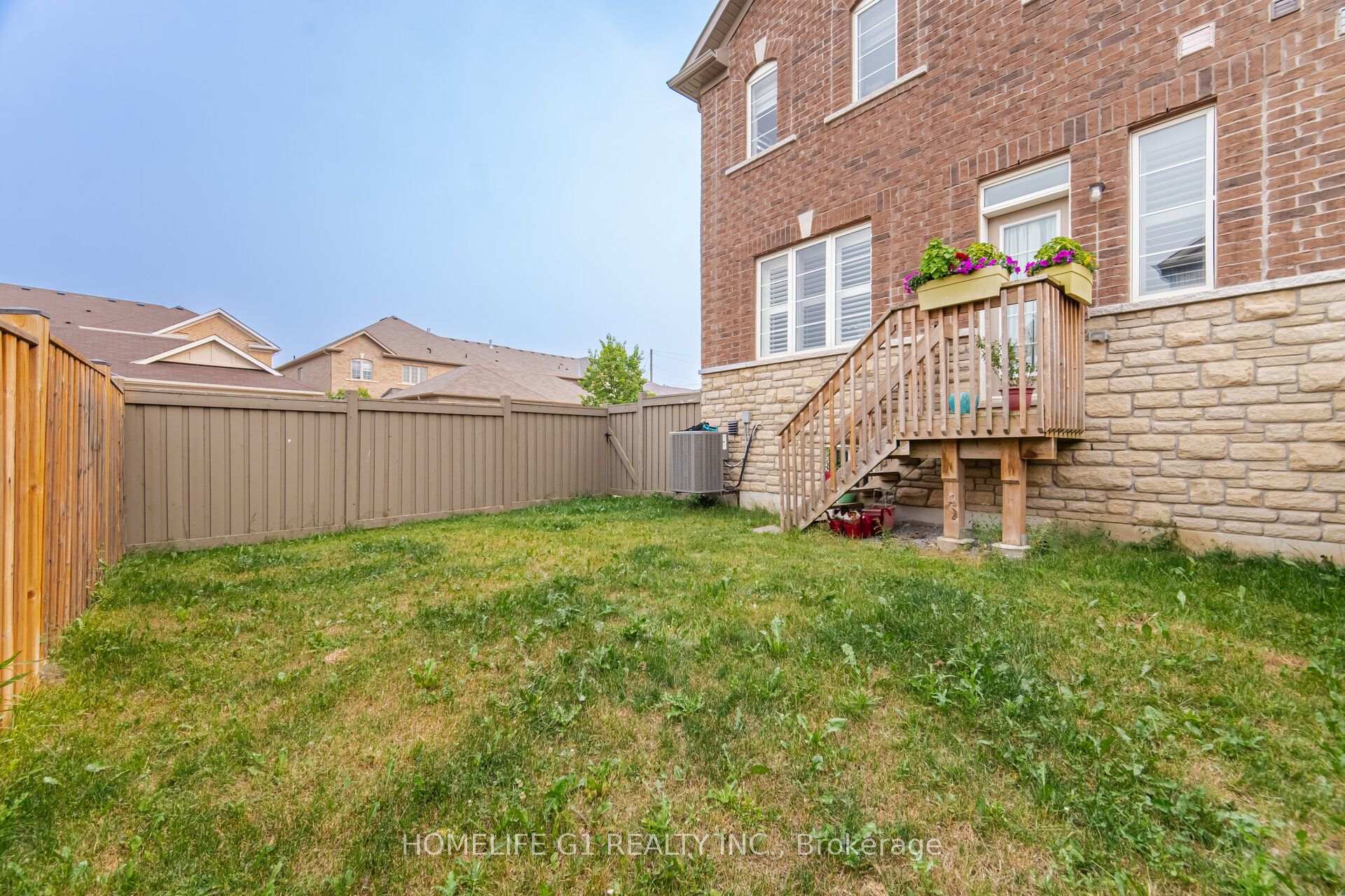 Photo 36 of 129 Holbrook Court, Milton, Ford — HOMEH