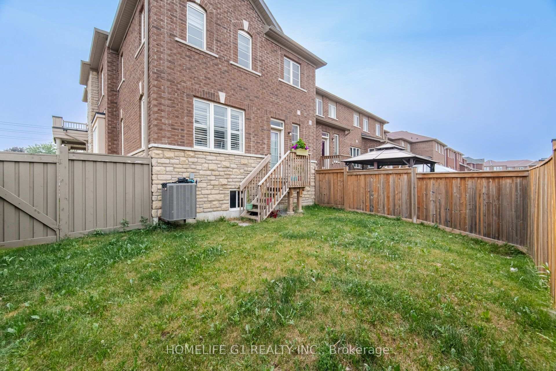 Photo 37 of 129 Holbrook Court, Milton, Ford — HOMEH