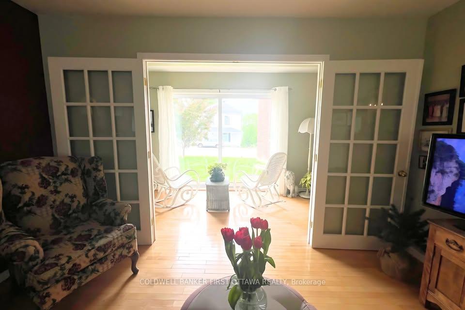 Photo 2 of Unit 2, 2 Rideau Street, Westport, Westport — HOMEH
