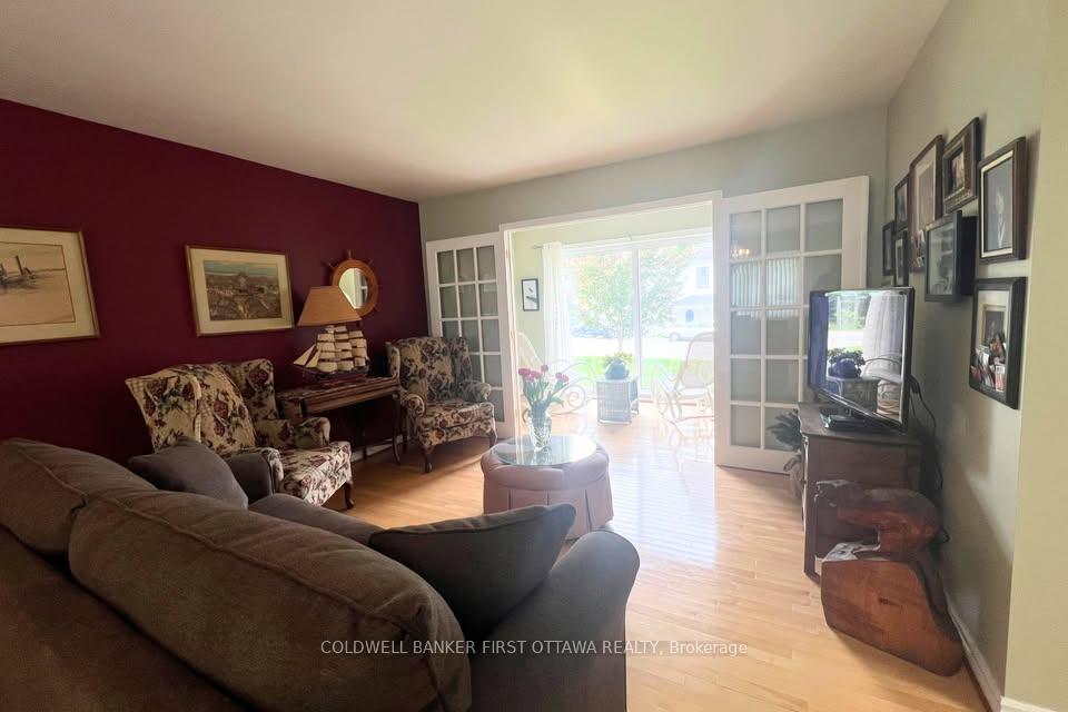 Photo 6 of Unit 2, 2 Rideau Street, Westport, Westport — HOMEH