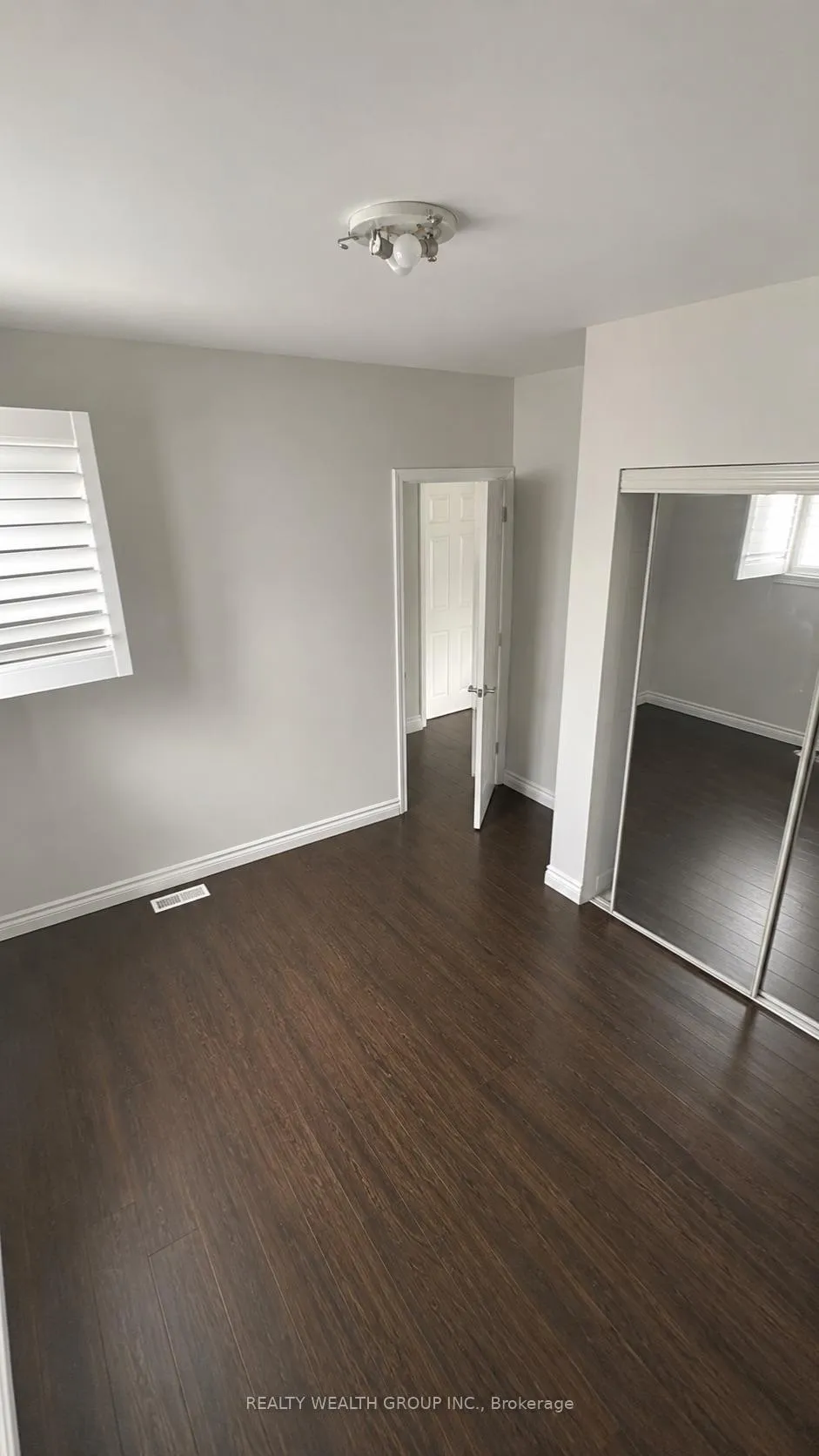 Photo 15 of 271 McConvey Drive, Richmond Hill, Crosby — HOMEH
