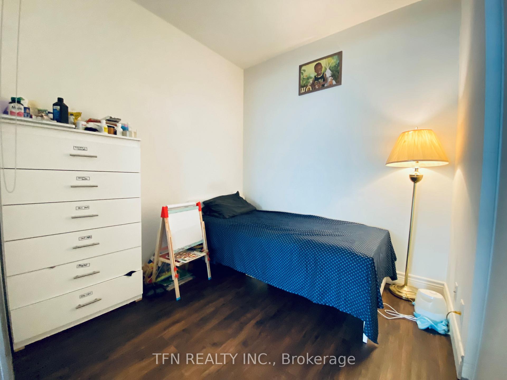 Photo 7 of Unit 1006, 5 Buttermill Avenue, Vaughan, Vaughan Corporate Centre — HOMEH