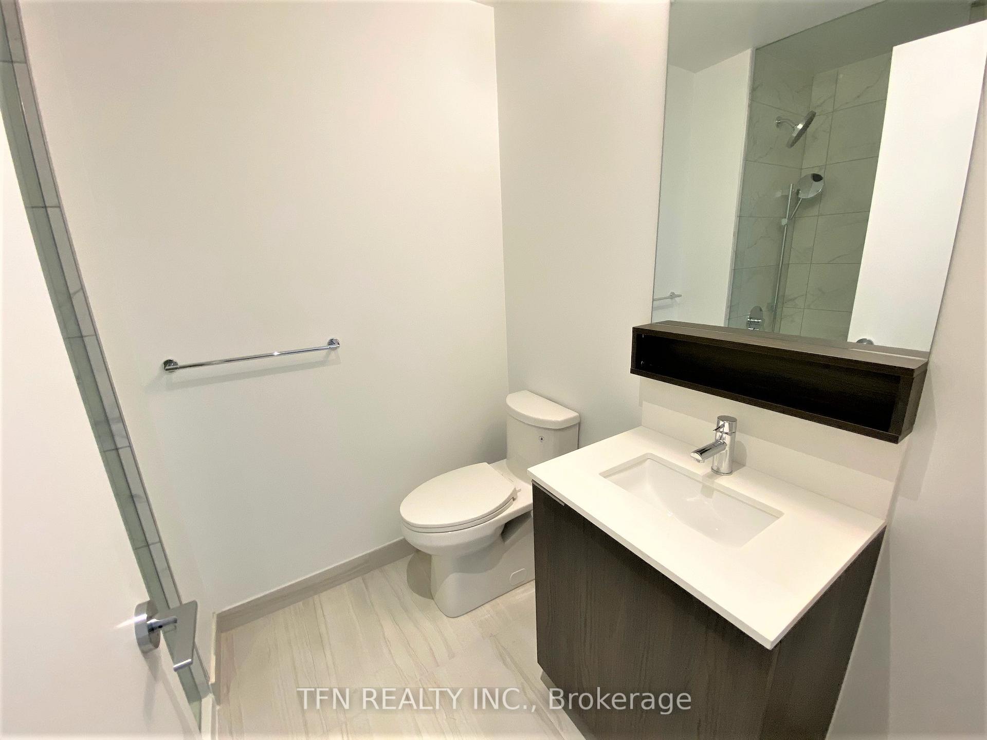 Photo 8 of Unit 1006, 5 Buttermill Avenue, Vaughan, Vaughan Corporate Centre — HOMEH