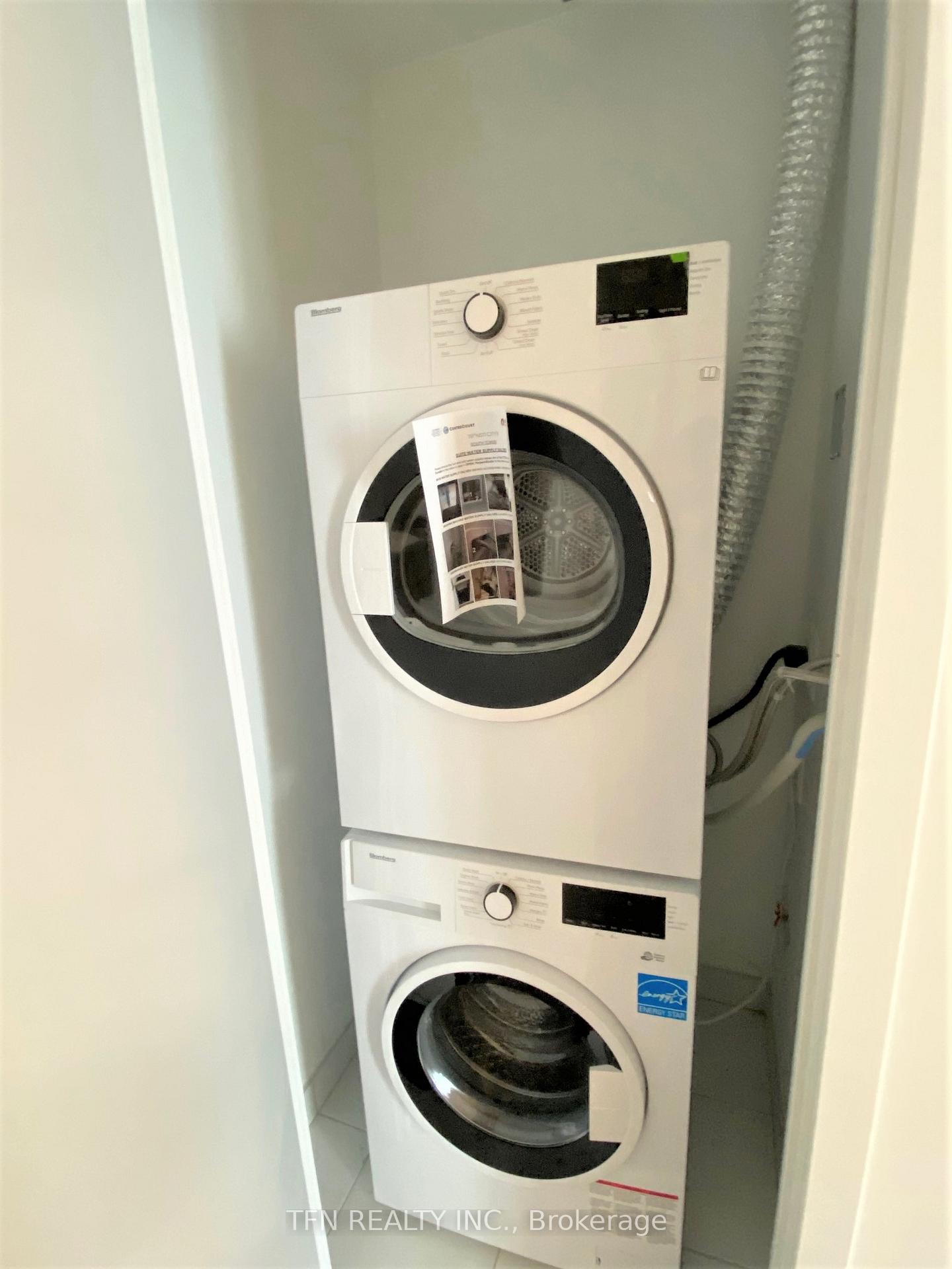 Photo 9 of Unit 1006, 5 Buttermill Avenue, Vaughan, Vaughan Corporate Centre — HOMEH