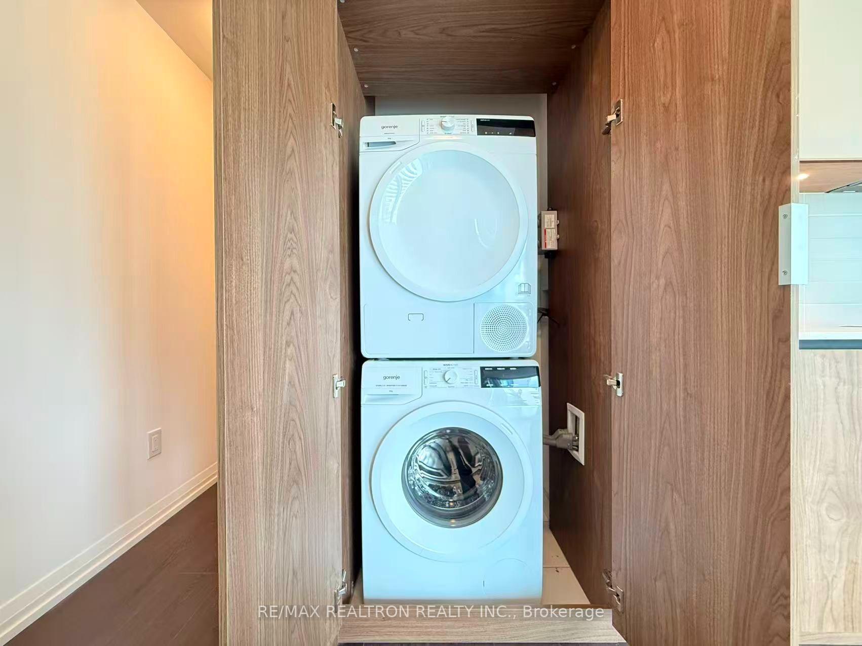 Photo 13 of Unit 4303, 8 Widmer Street, Toronto, Waterfront Communities — HOMEH