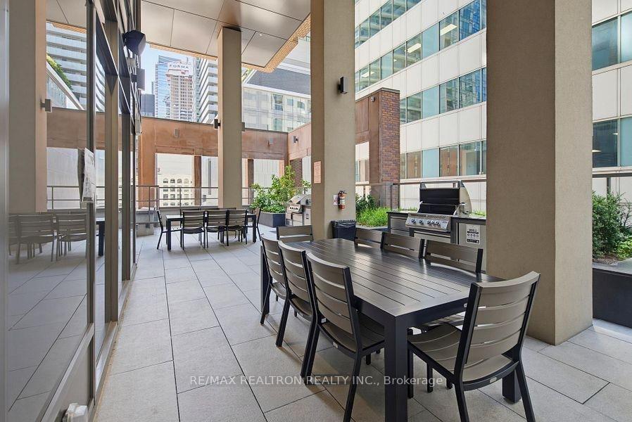 Photo 23 of Unit 4303, 8 Widmer Street, Toronto, Waterfront Communities — HOMEH