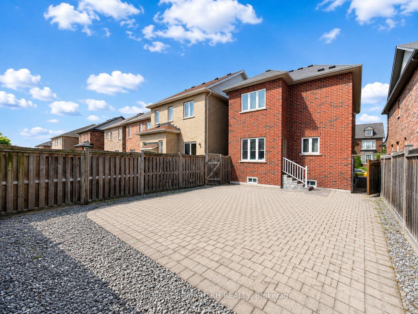 Photo 20 of 45 Ivory Silk Drive, Markham, Cathedraltown — HOMEH