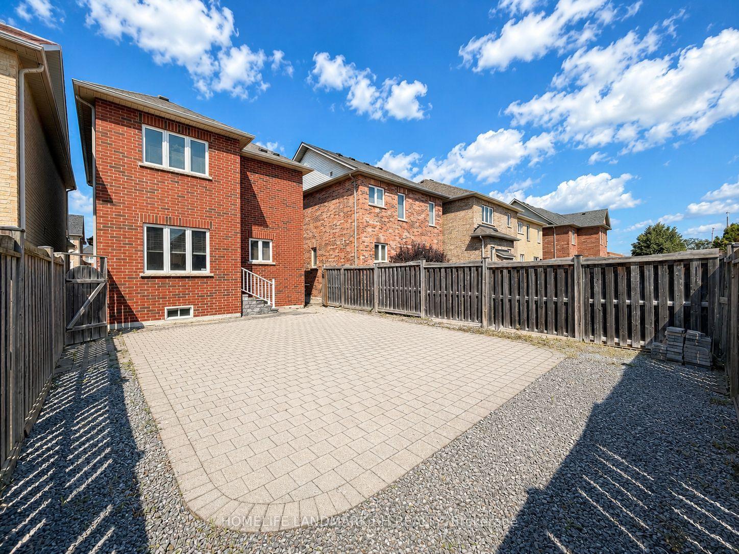 Photo 21 of 45 Ivory Silk Drive, Markham, Cathedraltown — HOMEH