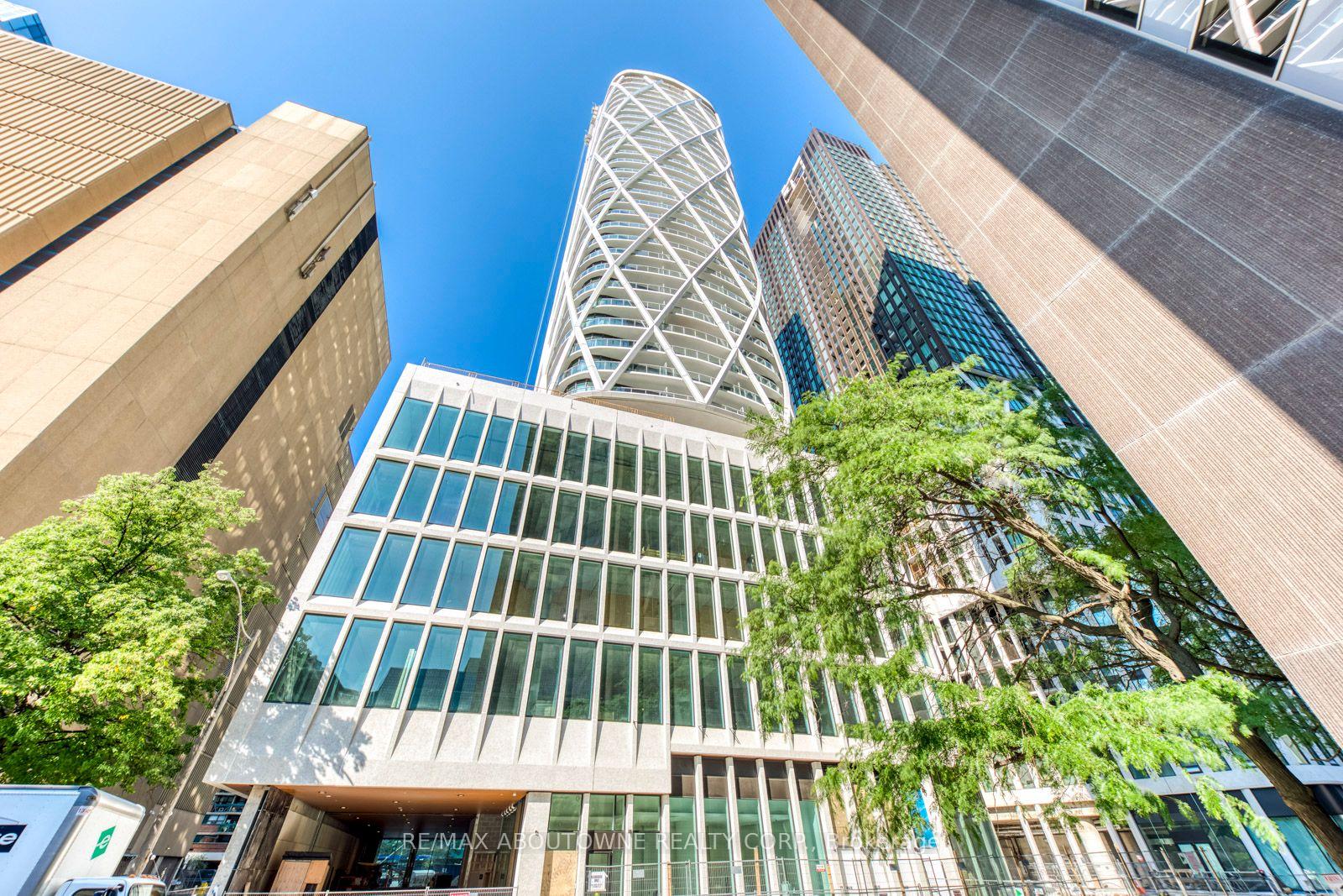 Photo 1 of Unit 1327, 230 Simcoe Street, Toronto, Kensington-Chinatown — HOMEH