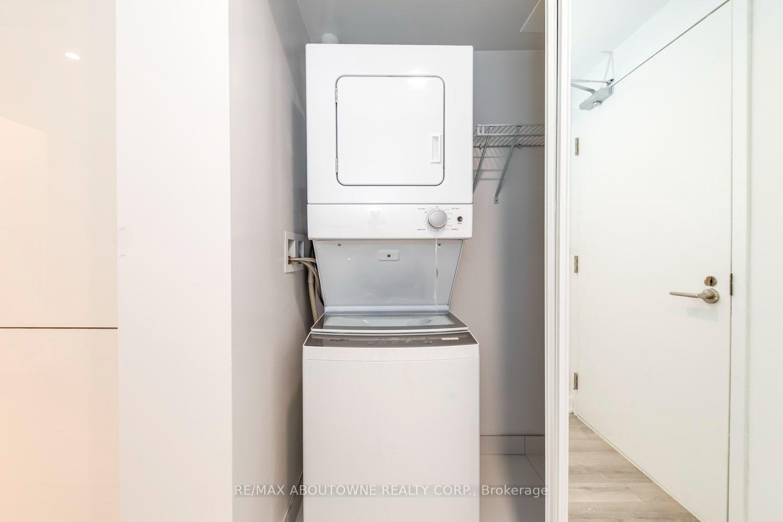 Photo 17 of Unit 1327, 230 Simcoe Street, Toronto, Kensington-Chinatown — HOMEH