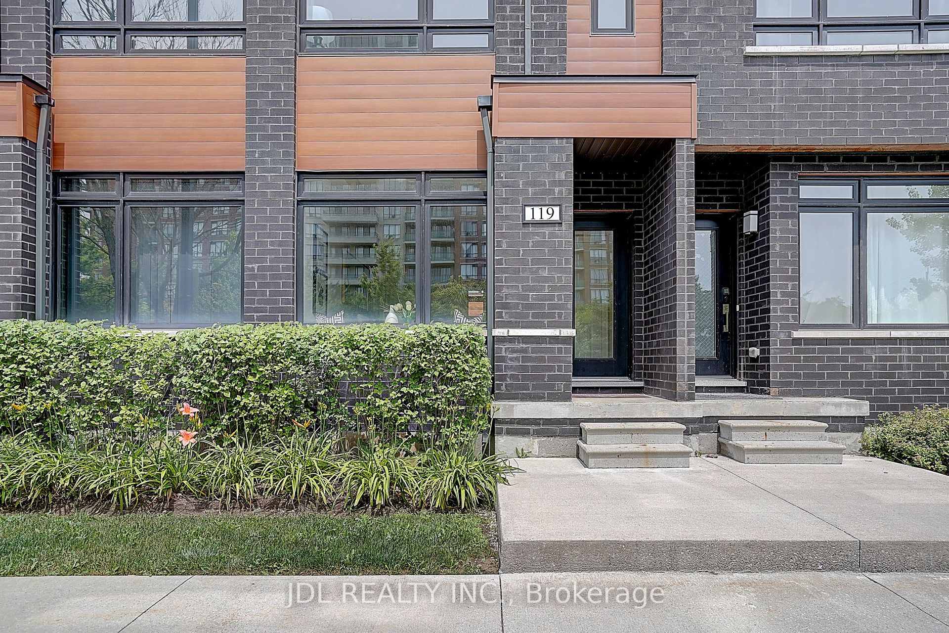 Photo 4 of Unit 119, 370 D Red Maple Road, Richmond Hill, Langstaff — HOMEH