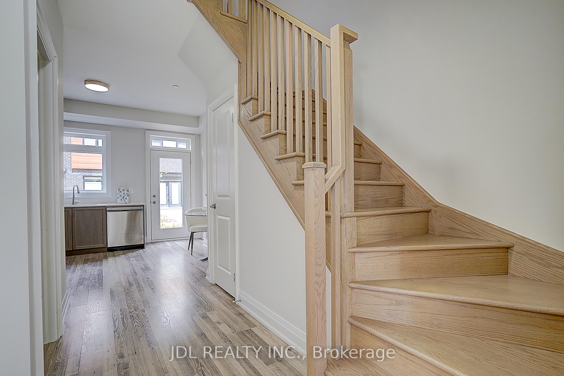 Photo 11 of Unit 119, 370 D Red Maple Road, Richmond Hill, Langstaff — HOMEH