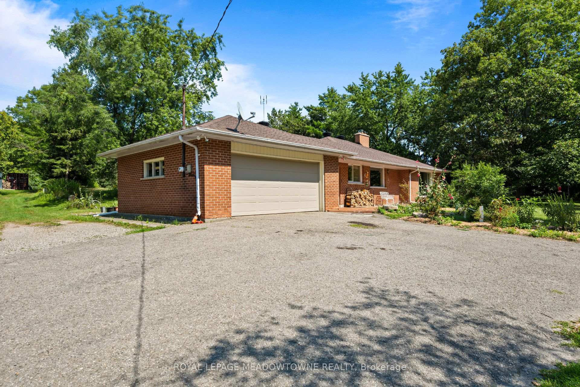 Photo 5 of 16703 Mississauga Road E, Caledon, Rural Caledon — HOMEH