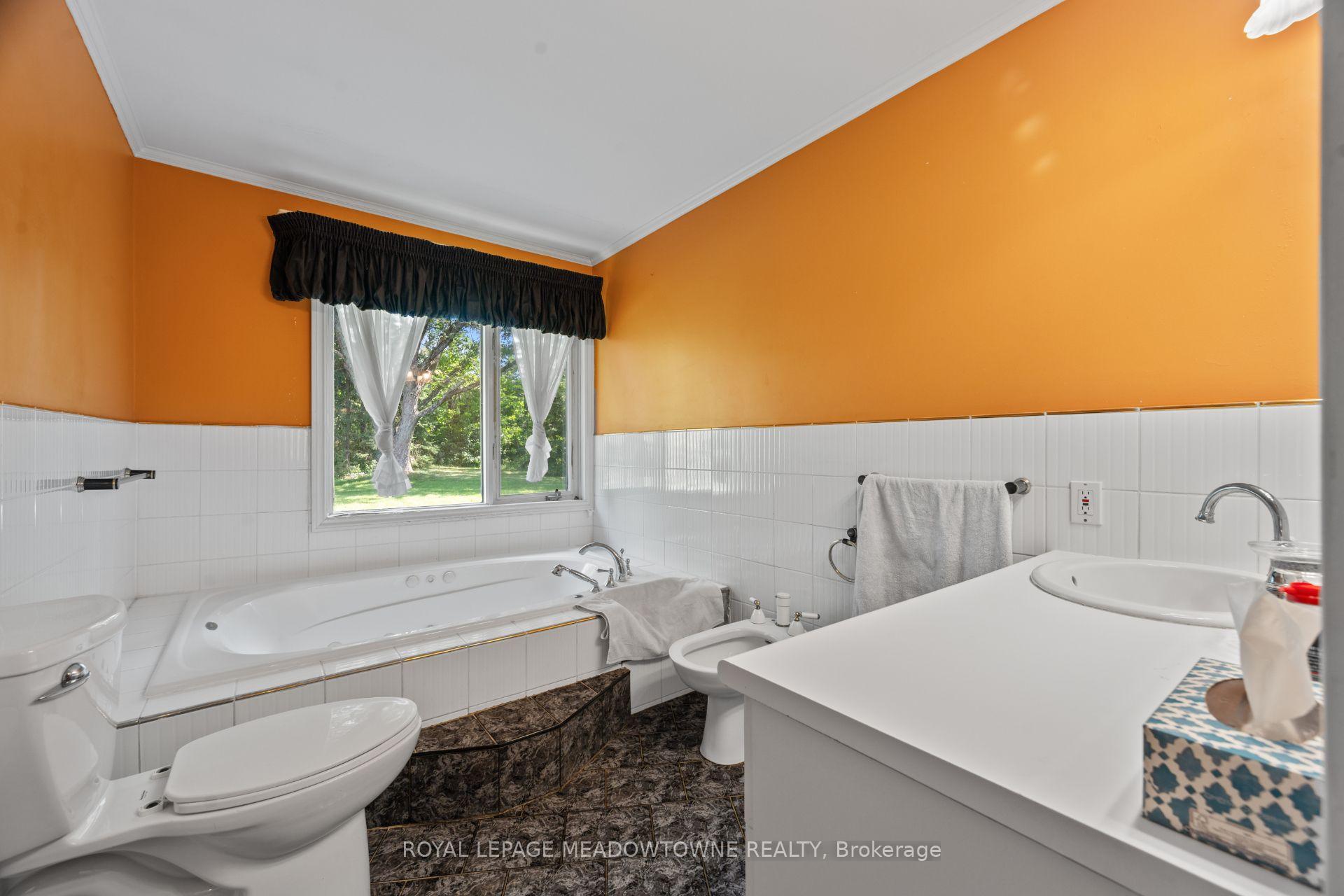 Photo 21 of 16703 Mississauga Road E, Caledon, Rural Caledon — HOMEH