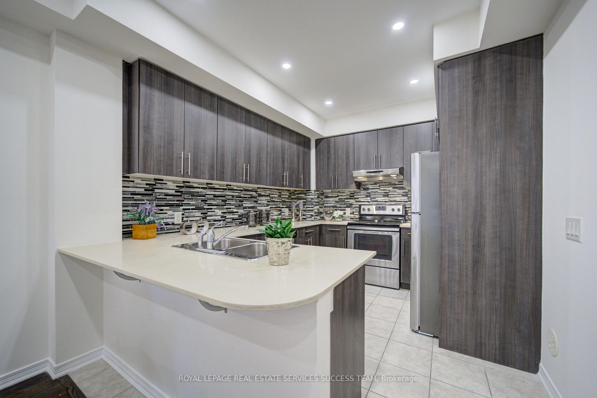 Photo 5 of 45 Ormerod Lane, Richmond Hill, Devonsleigh — HOMEH