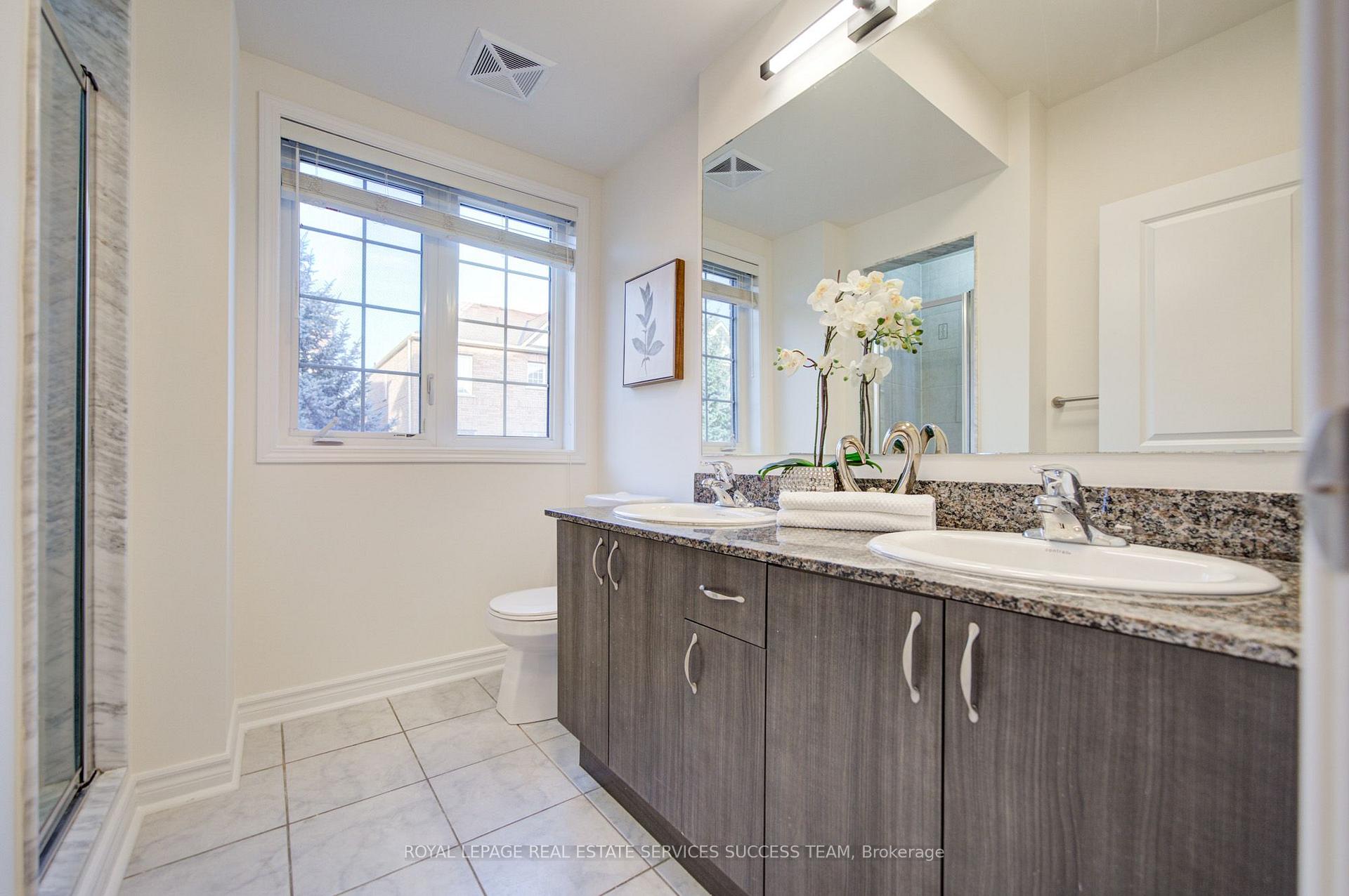 Photo 14 of 45 Ormerod Lane, Richmond Hill, Devonsleigh — HOMEH