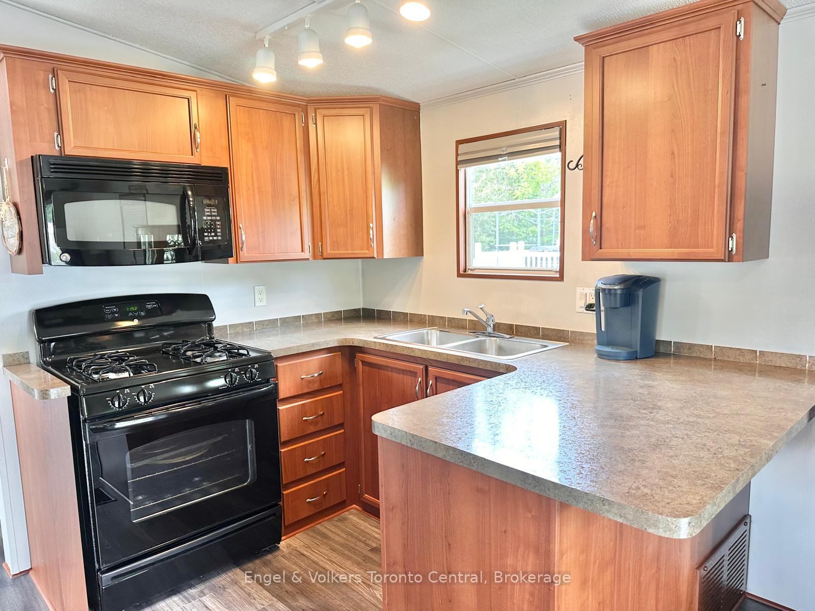 Photo 7 of Unit T115, 7489 Sideroad 5 E, Wellington North, Rural Wellington North — HOMEH