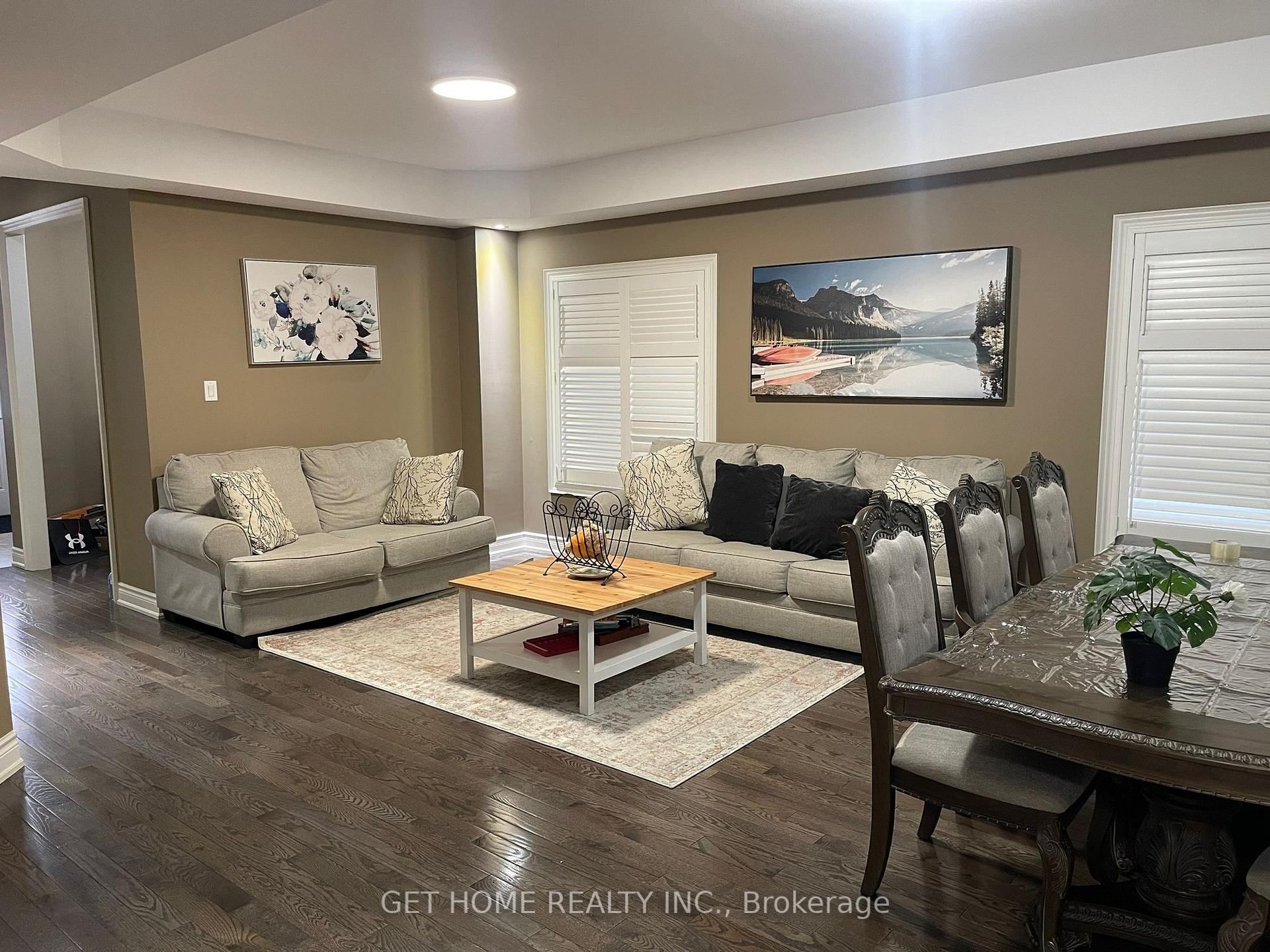 Photo 2 of 1692 Douglas Langtree Drive, Oshawa, Taunton — HOMEH