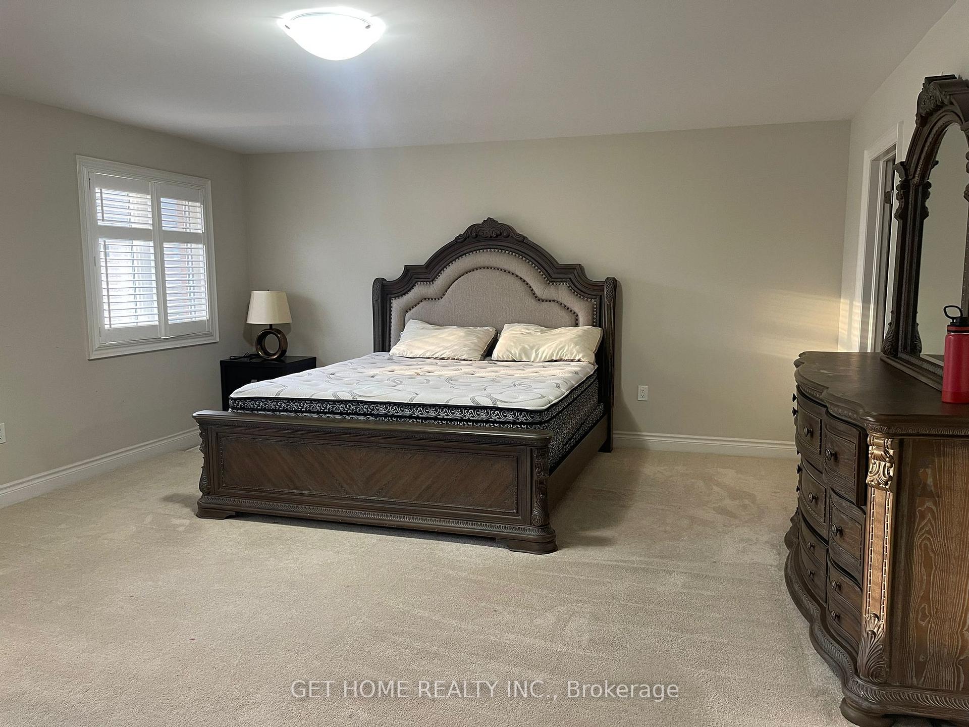 Photo 9 of 1692 Douglas Langtree Drive, Oshawa, Taunton — HOMEH