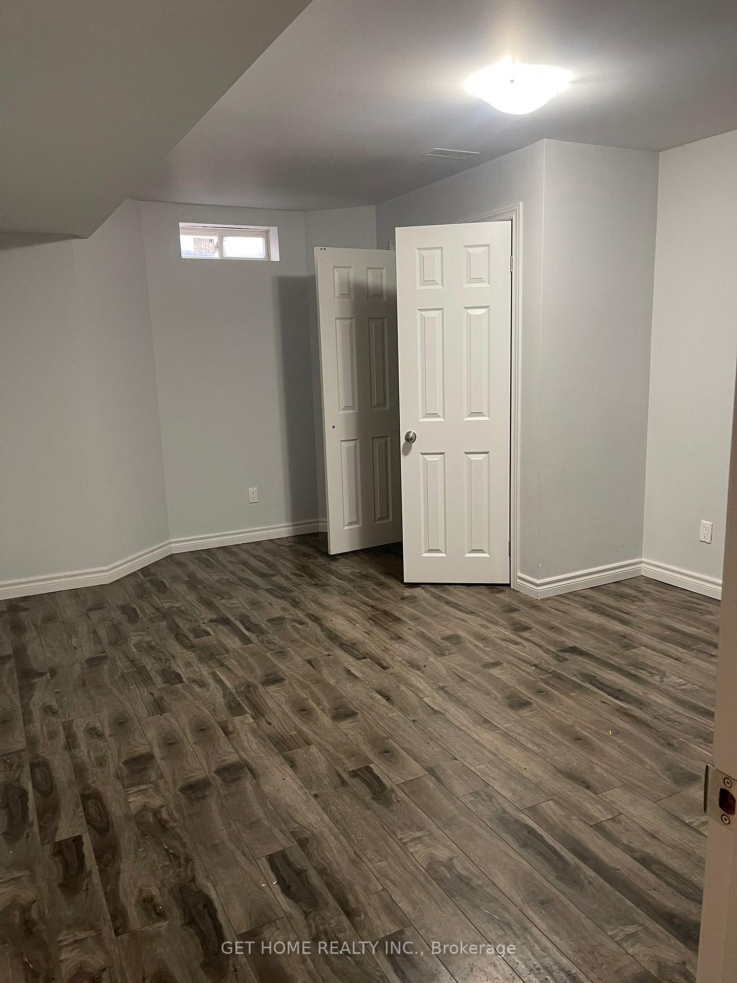 Photo 17 of 1692 Douglas Langtree Drive, Oshawa, Taunton — HOMEH