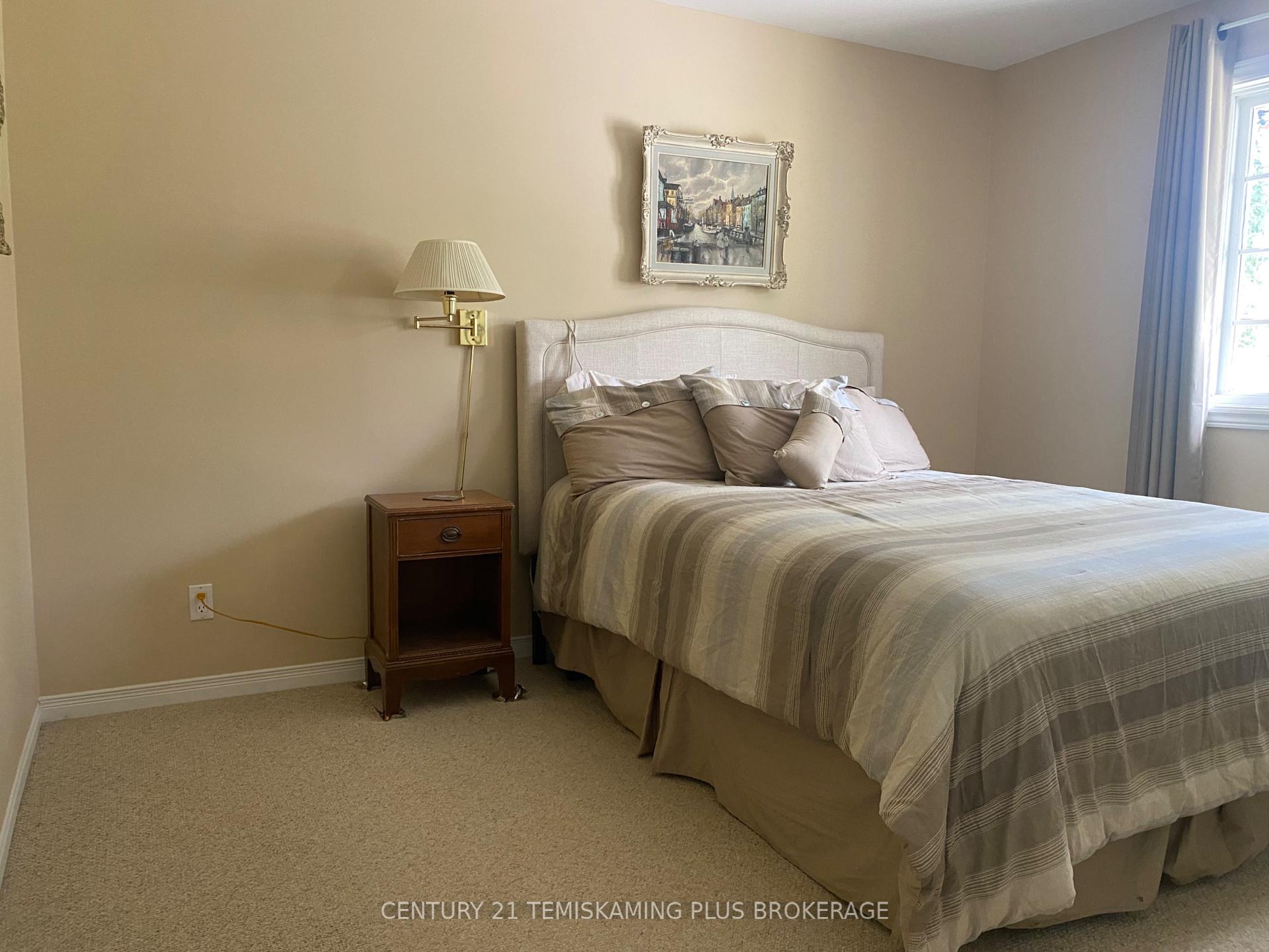 Photo 28 of 43 O'Connor Drive, Temagami — HOMEH