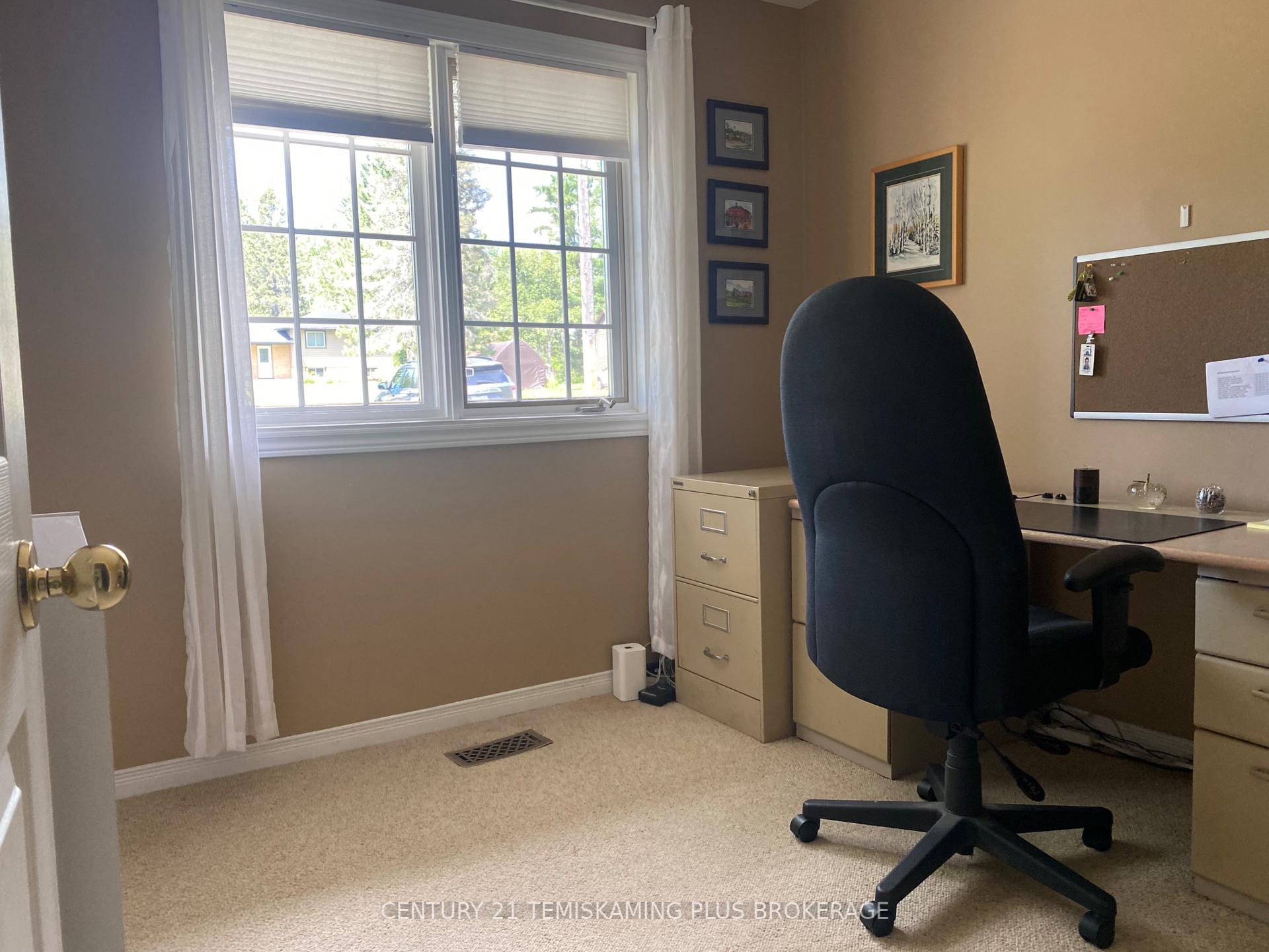 Photo 41 of 43 O'Connor Drive, Temagami — HOMEH