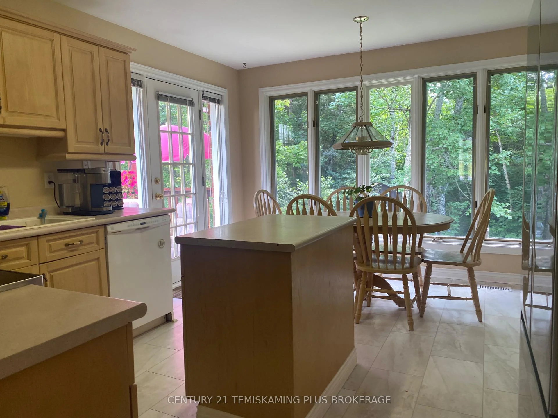 Photo 12 of 43 O'Connor Drive, Temagami — HOMEH