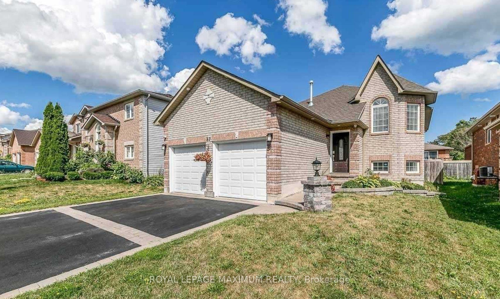 Photo 1 of Unit Main, 82 Ambler Bay, Barrie, Georgian Drive — HOMEH
