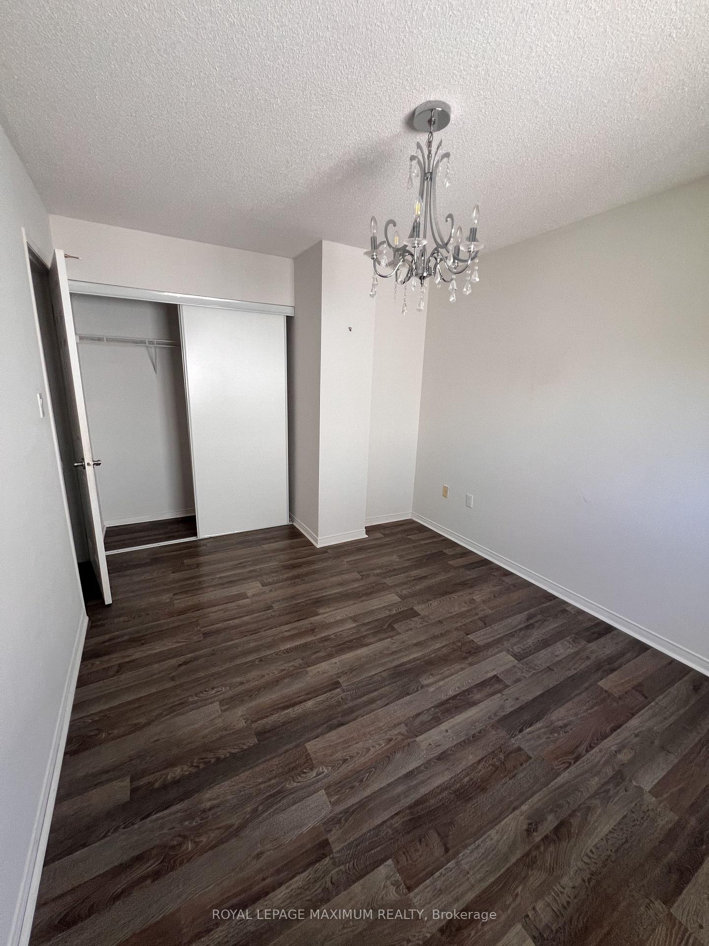 Photo 16 of Unit Main, 82 Ambler Bay, Barrie, Georgian Drive — HOMEH