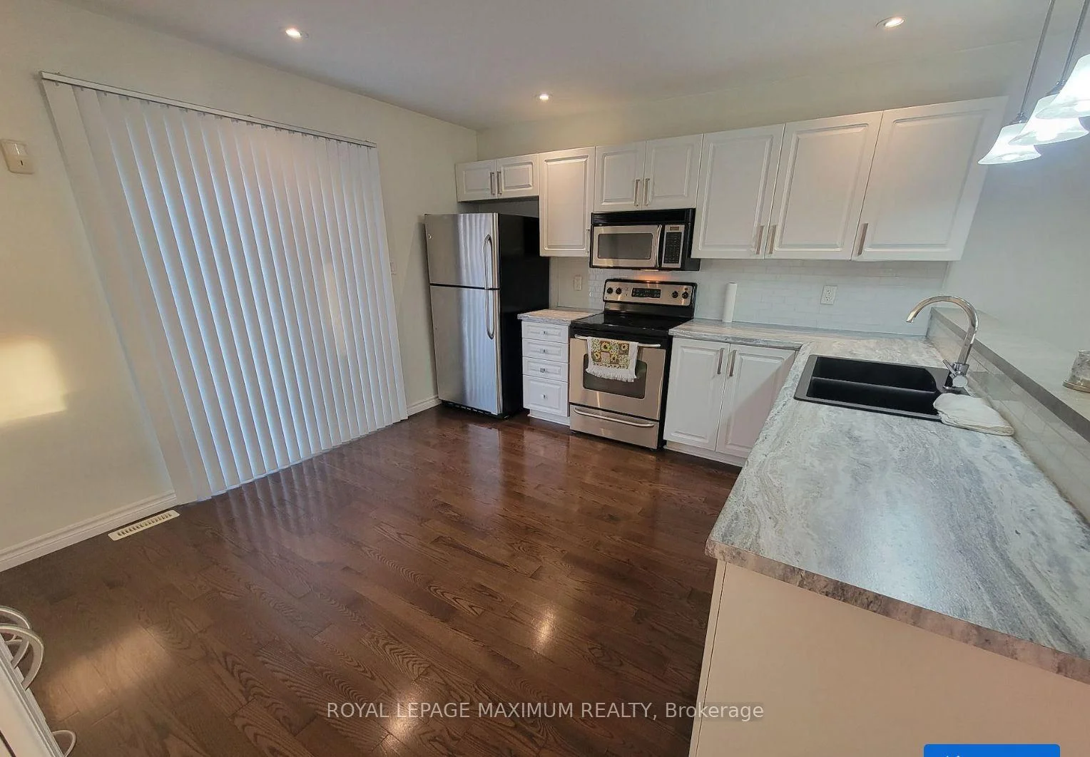 Photo 27 of Unit Main, 82 Ambler Bay, Barrie, Georgian Drive — HOMEH