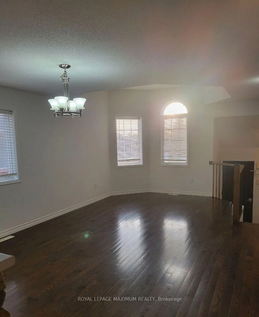 Photo 28 of Unit Main, 82 Ambler Bay, Barrie, Georgian Drive — HOMEH