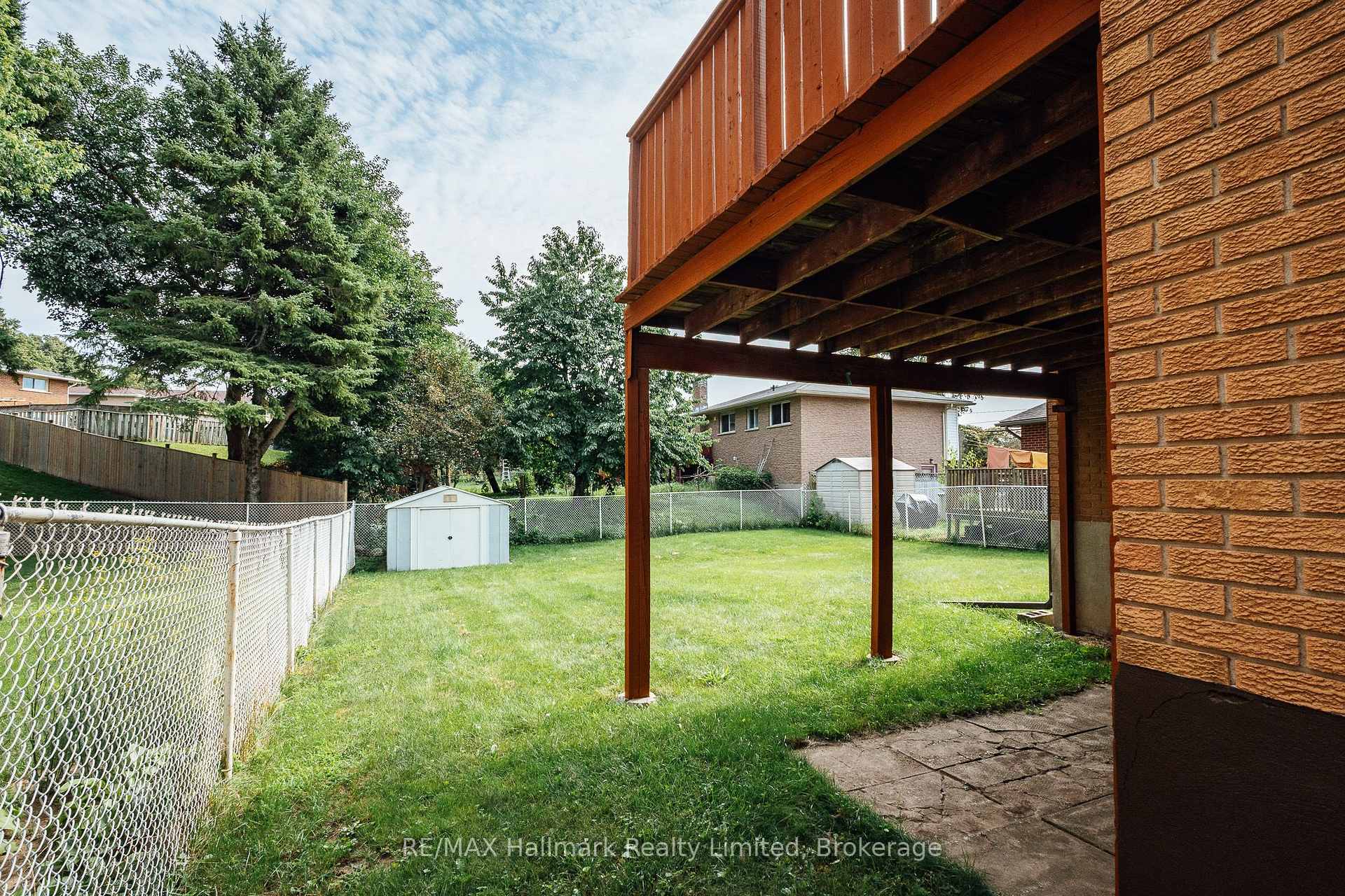 Photo 26 of 117 Old Country Drive, Kitchener, Country Hills — HOMEH