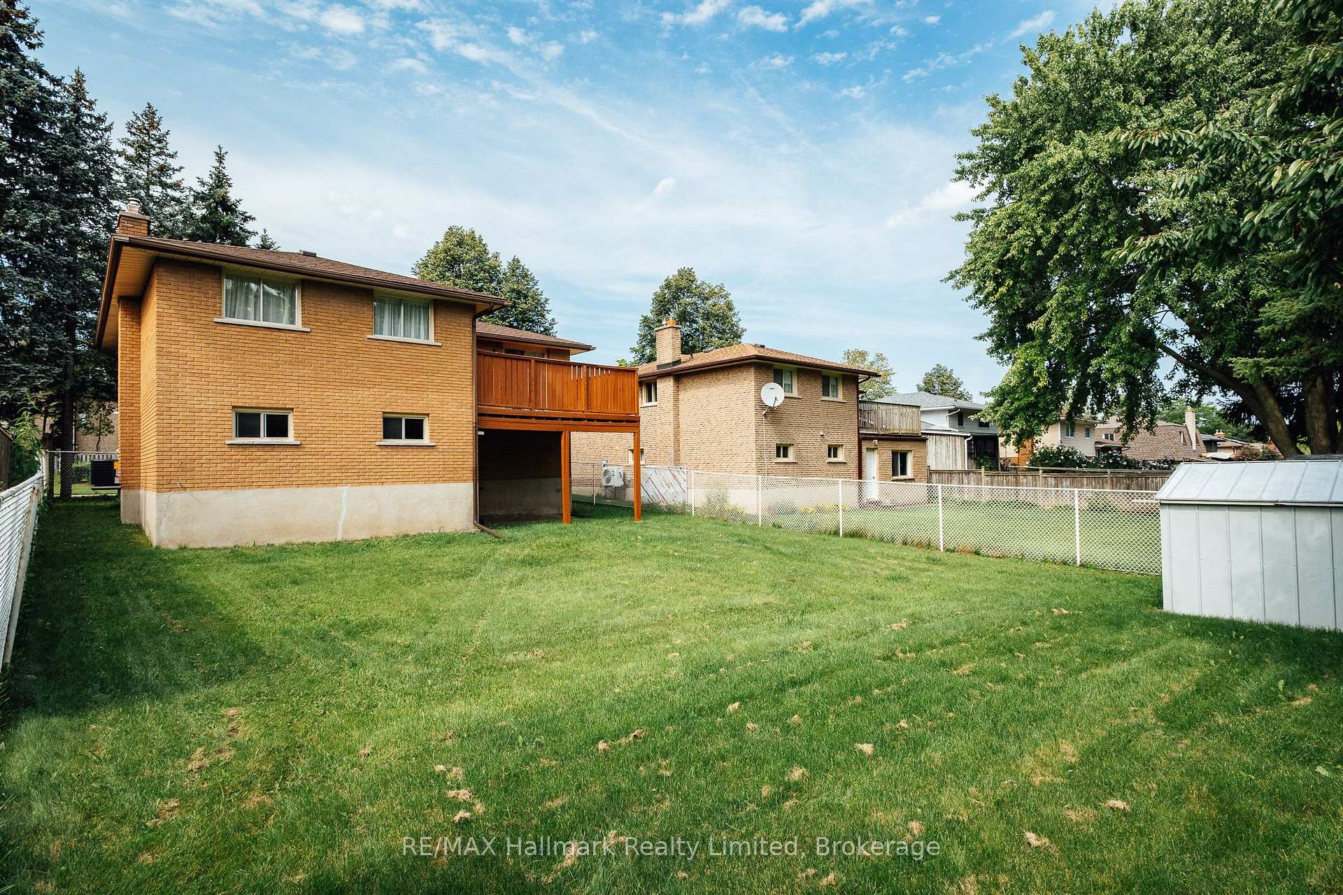 Photo 28 of 117 Old Country Drive, Kitchener, Country Hills — HOMEH