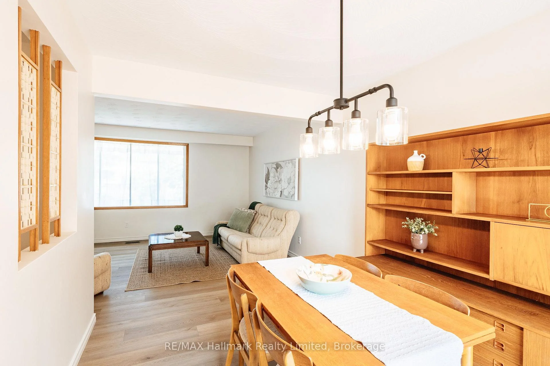 Photo 39 of 117 Old Country Drive, Kitchener, Country Hills — HOMEH