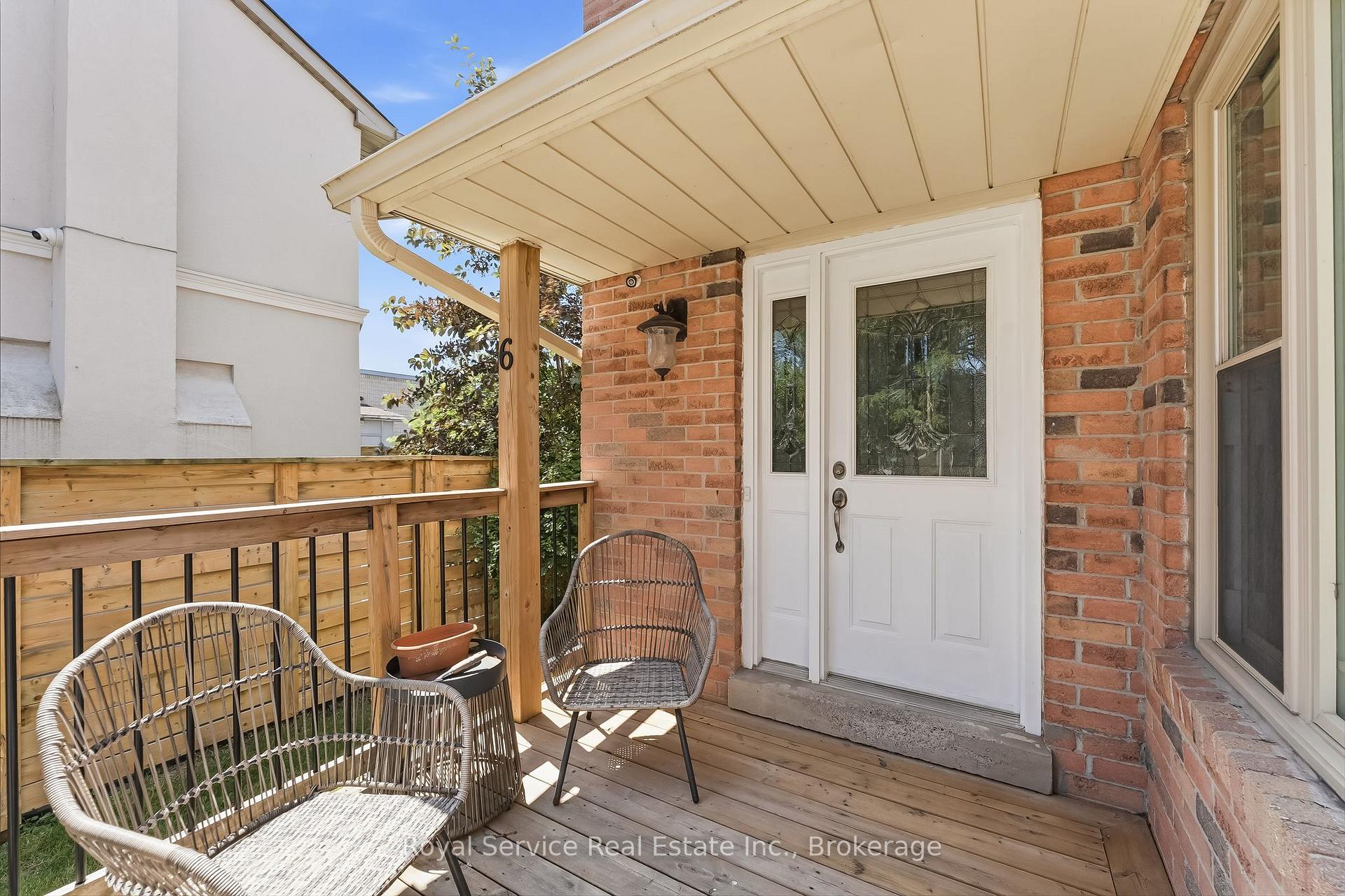Photo 4 of 6 Gilmour Drive, Ajax, Central — HOMEH