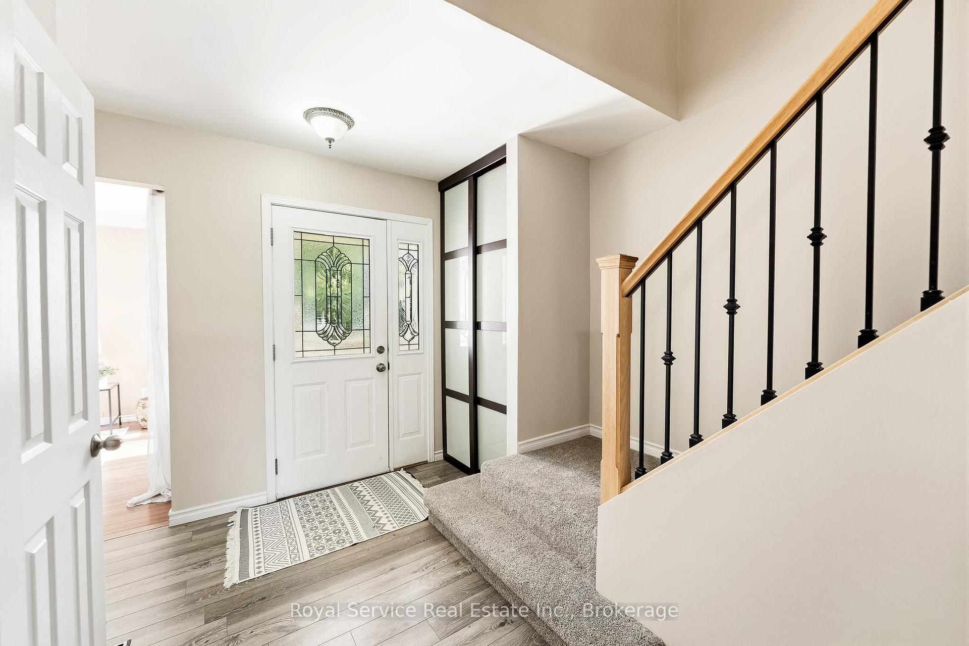 Photo 6 of 6 Gilmour Drive, Ajax, Central — HOMEH