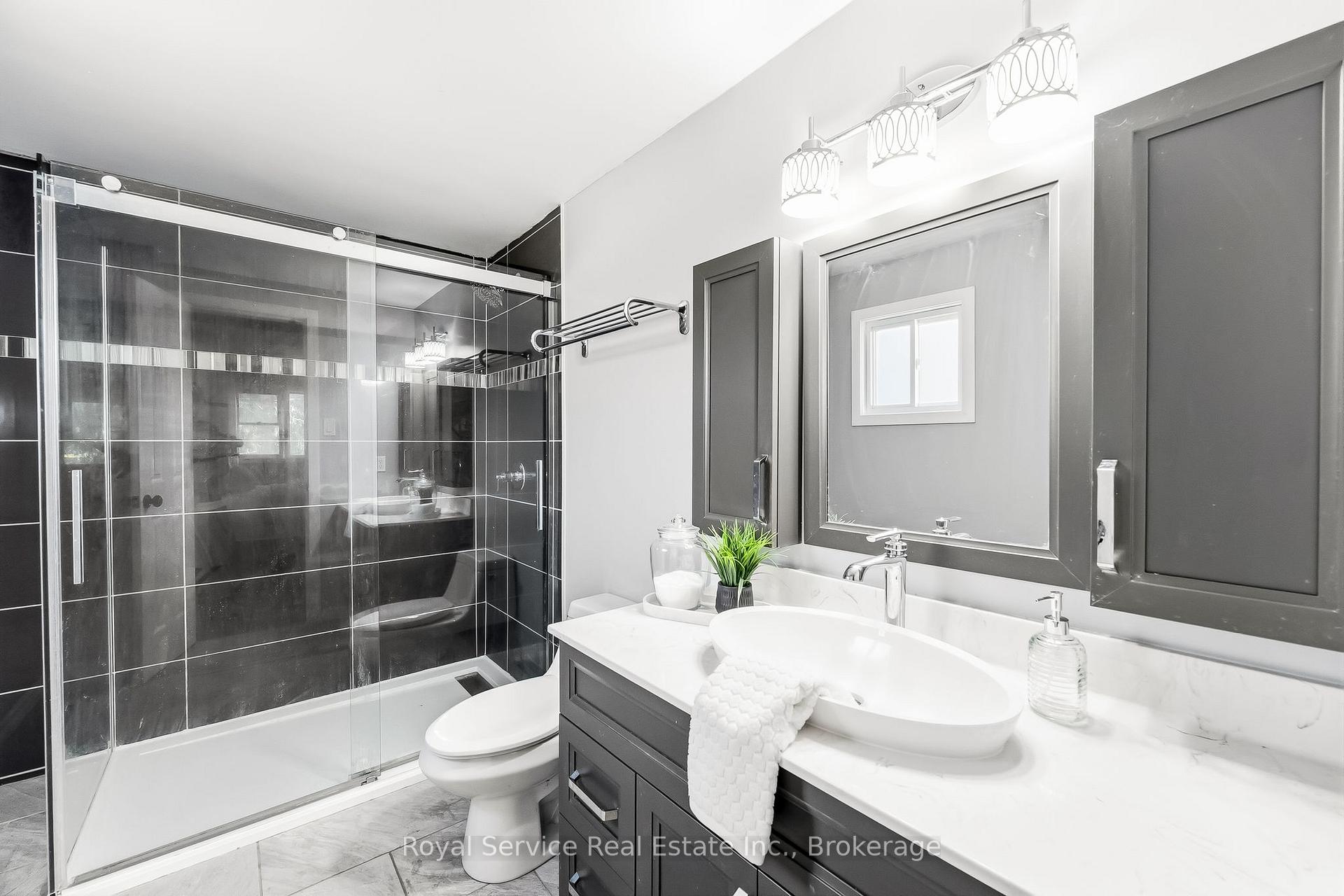 Photo 28 of 6 Gilmour Drive, Ajax, Central — HOMEH