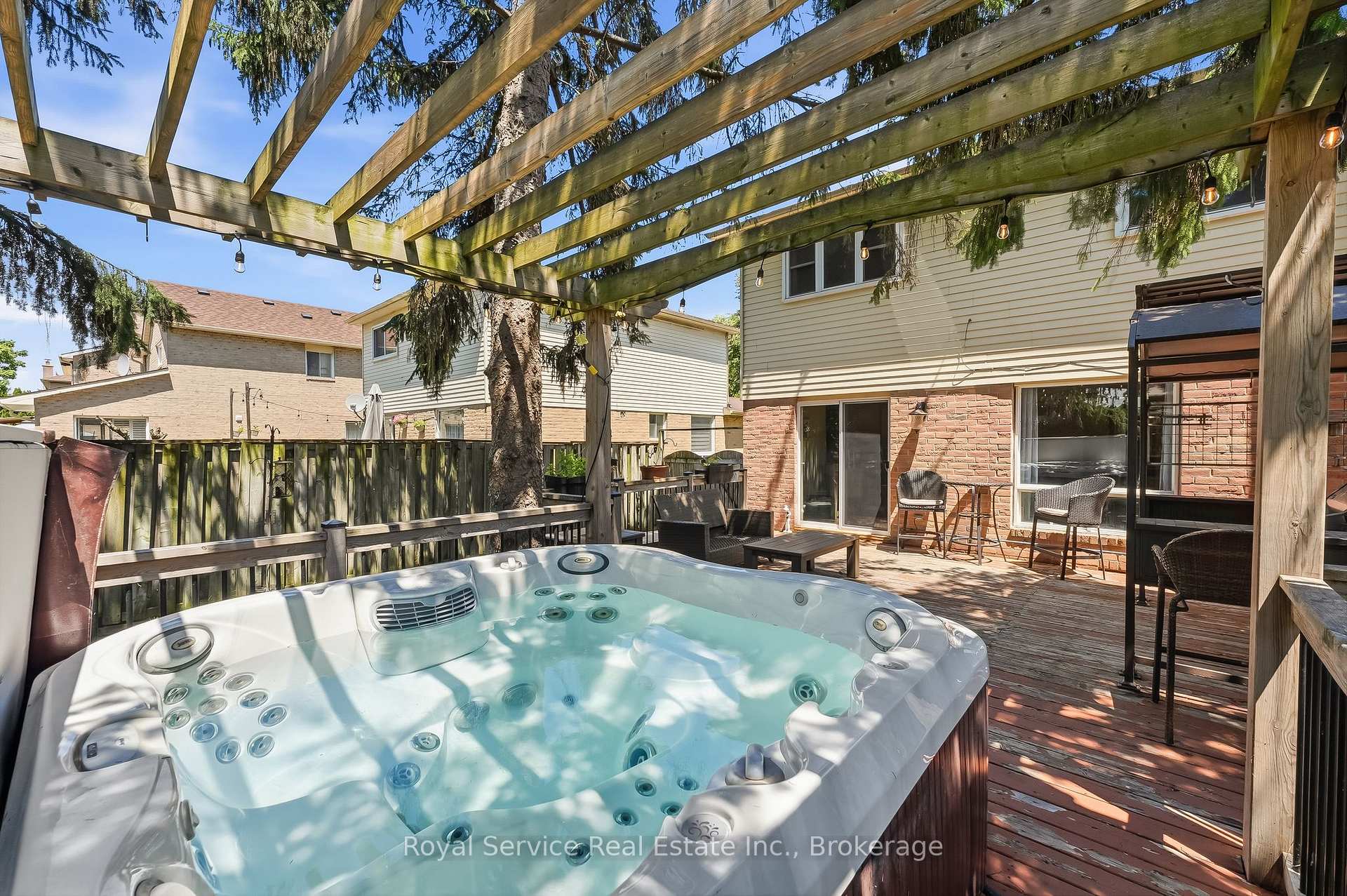 Photo 41 of 6 Gilmour Drive, Ajax, Central — HOMEH